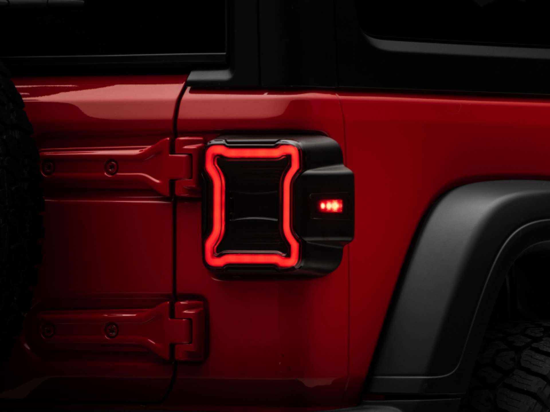 Picture of Raxiom 18-22 Jeep Wrangler JL LED Tail Lights- Black Housing Smoked Lens