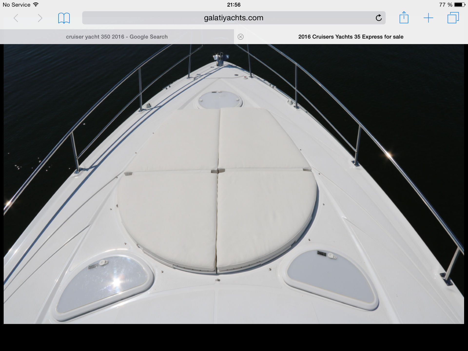 2016 Cruisers Yachts 35 Express - Photo 4