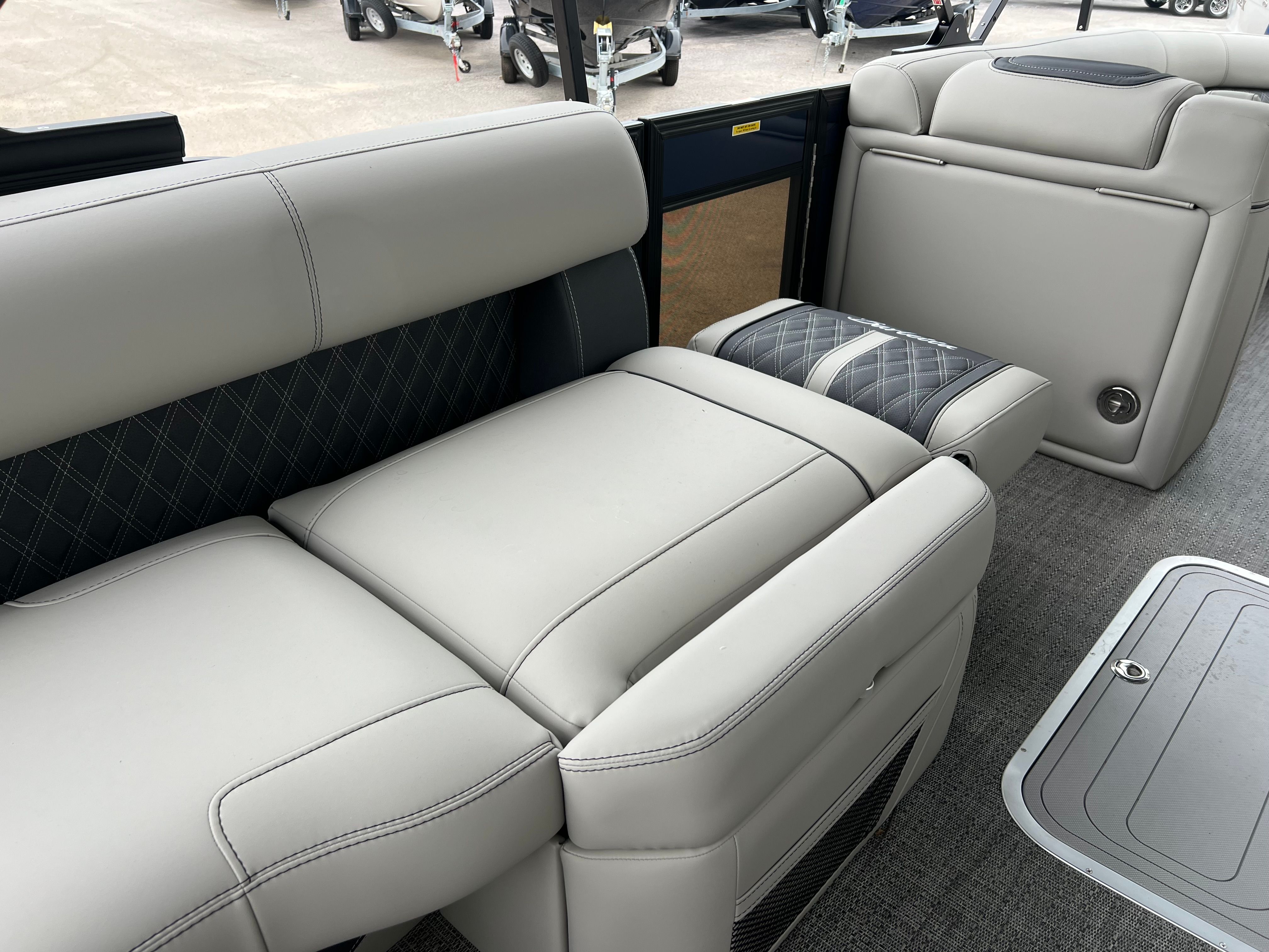 2025 Barletta Lusso L25M - Photo 10