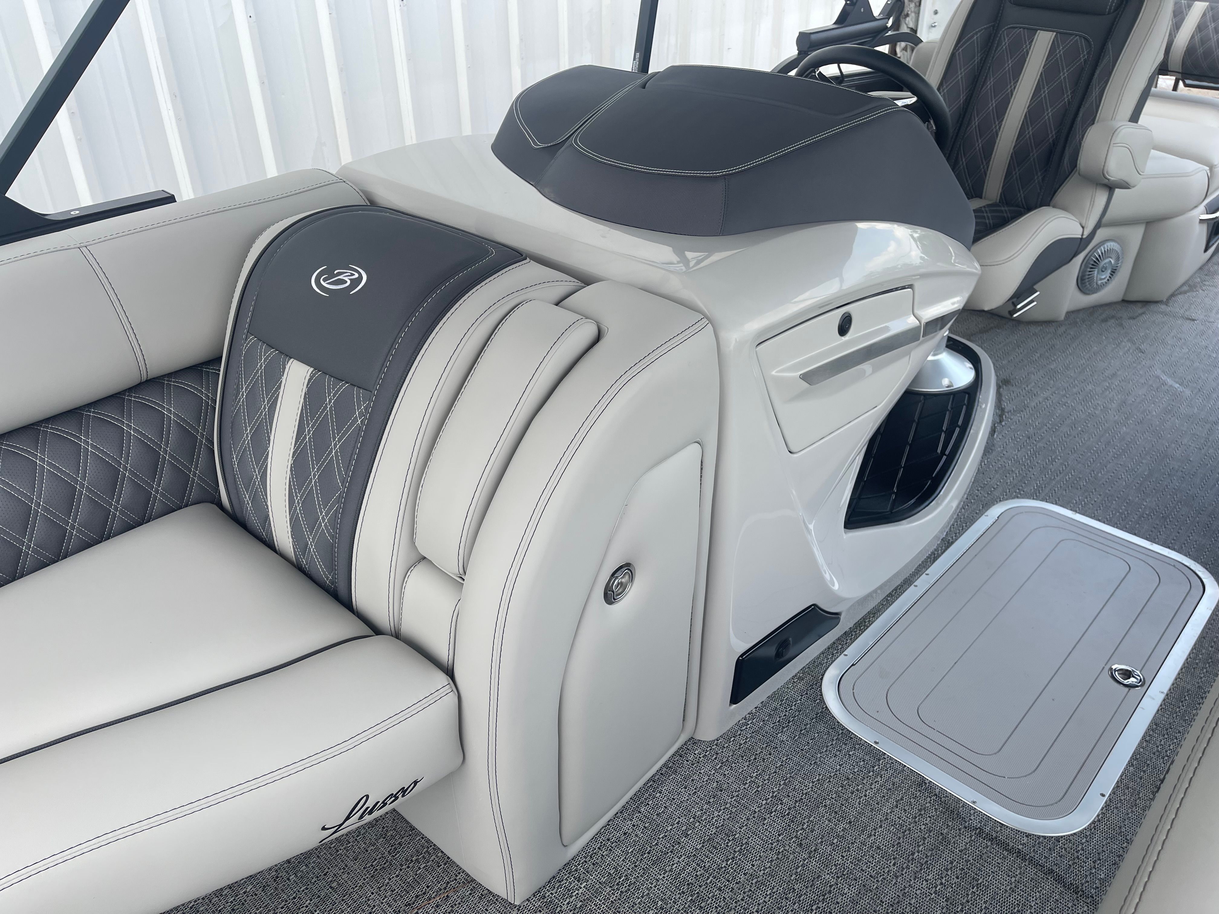 2025 Barletta Lusso L25M - Photo 17