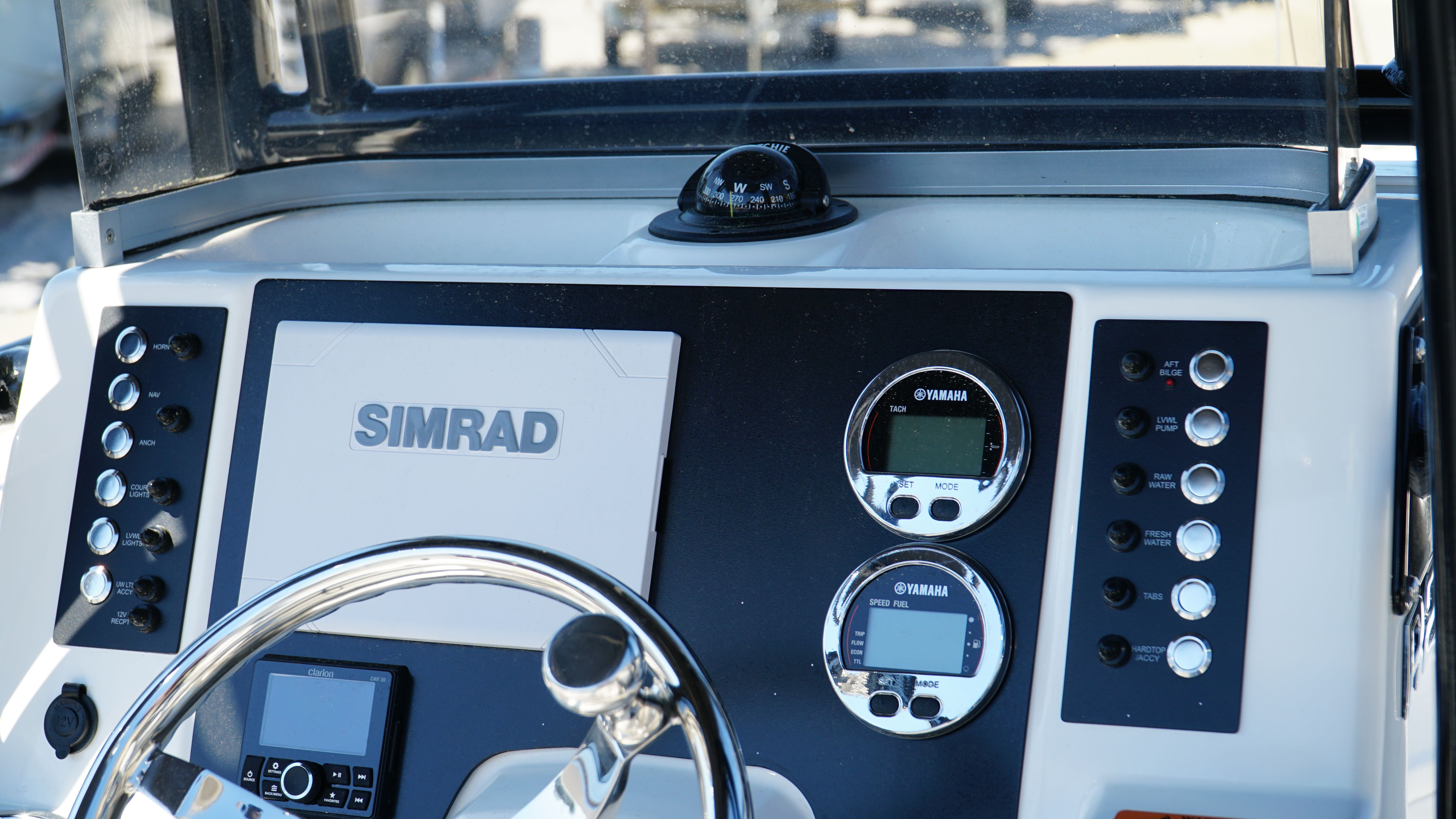 2025 Robalo 222 CC - Photo 34
