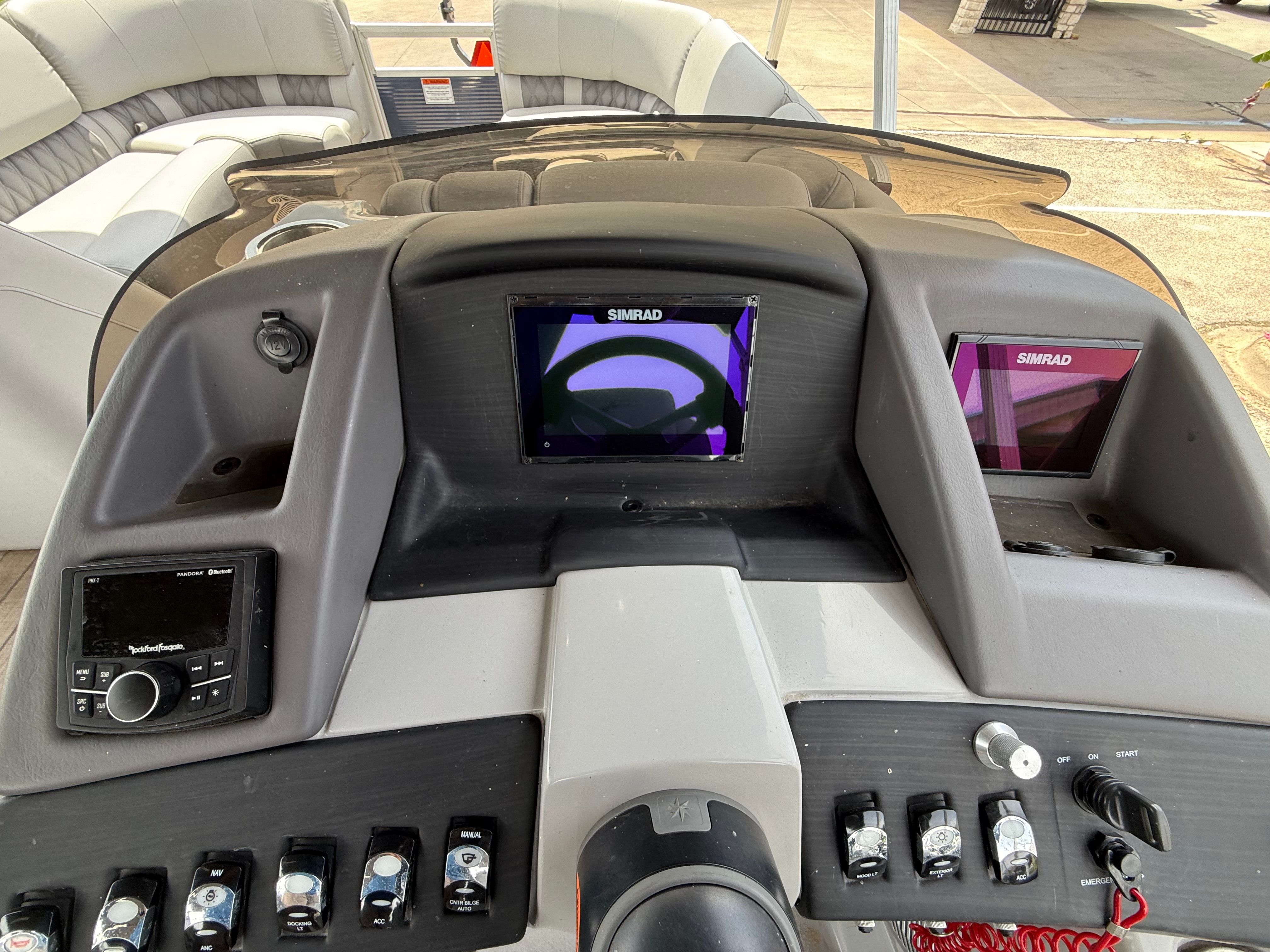 2020 Bennington 23 RFB — engine compartment view
