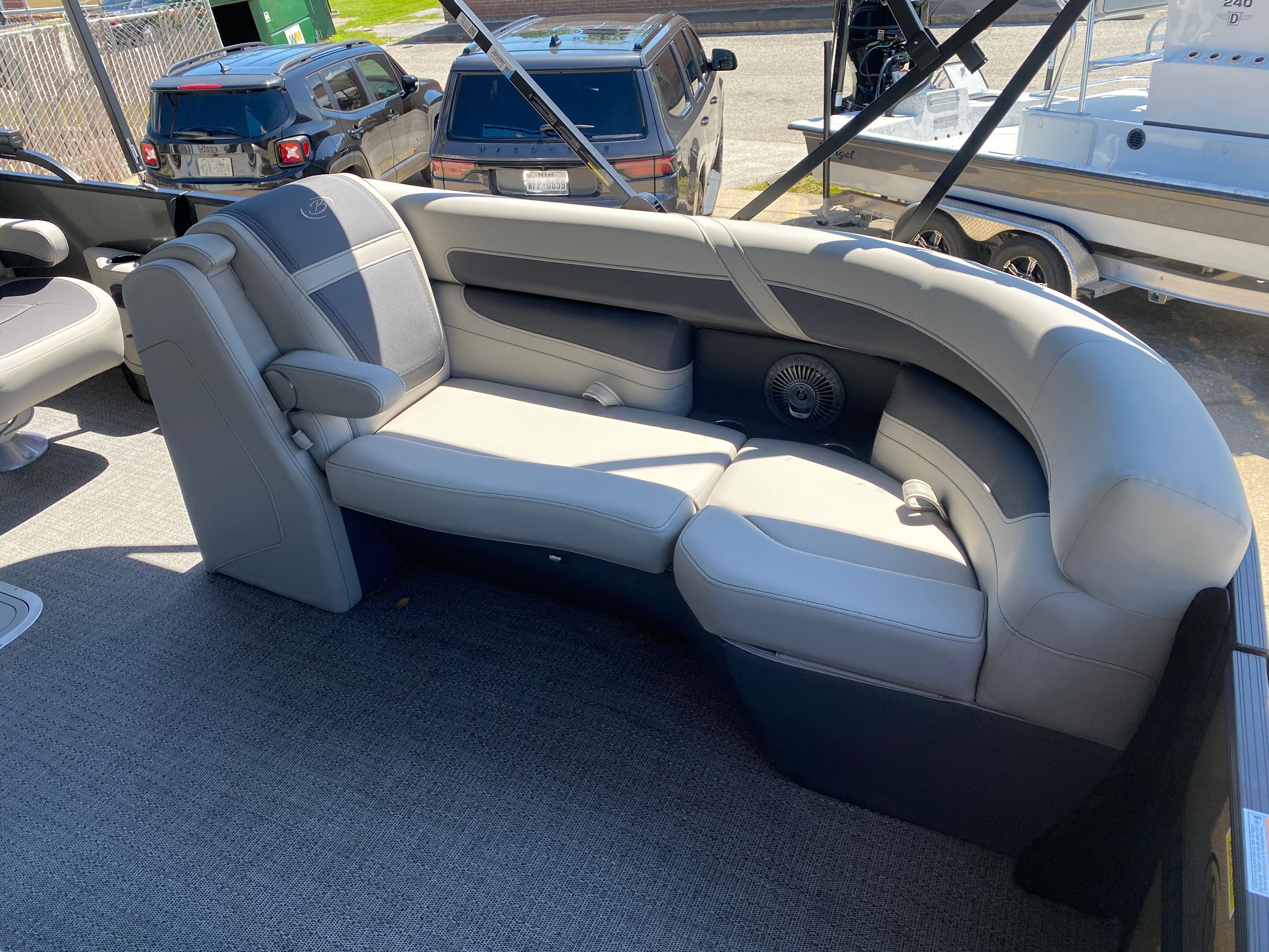 2025 Barletta Cabrio C22QC — photo 15 view