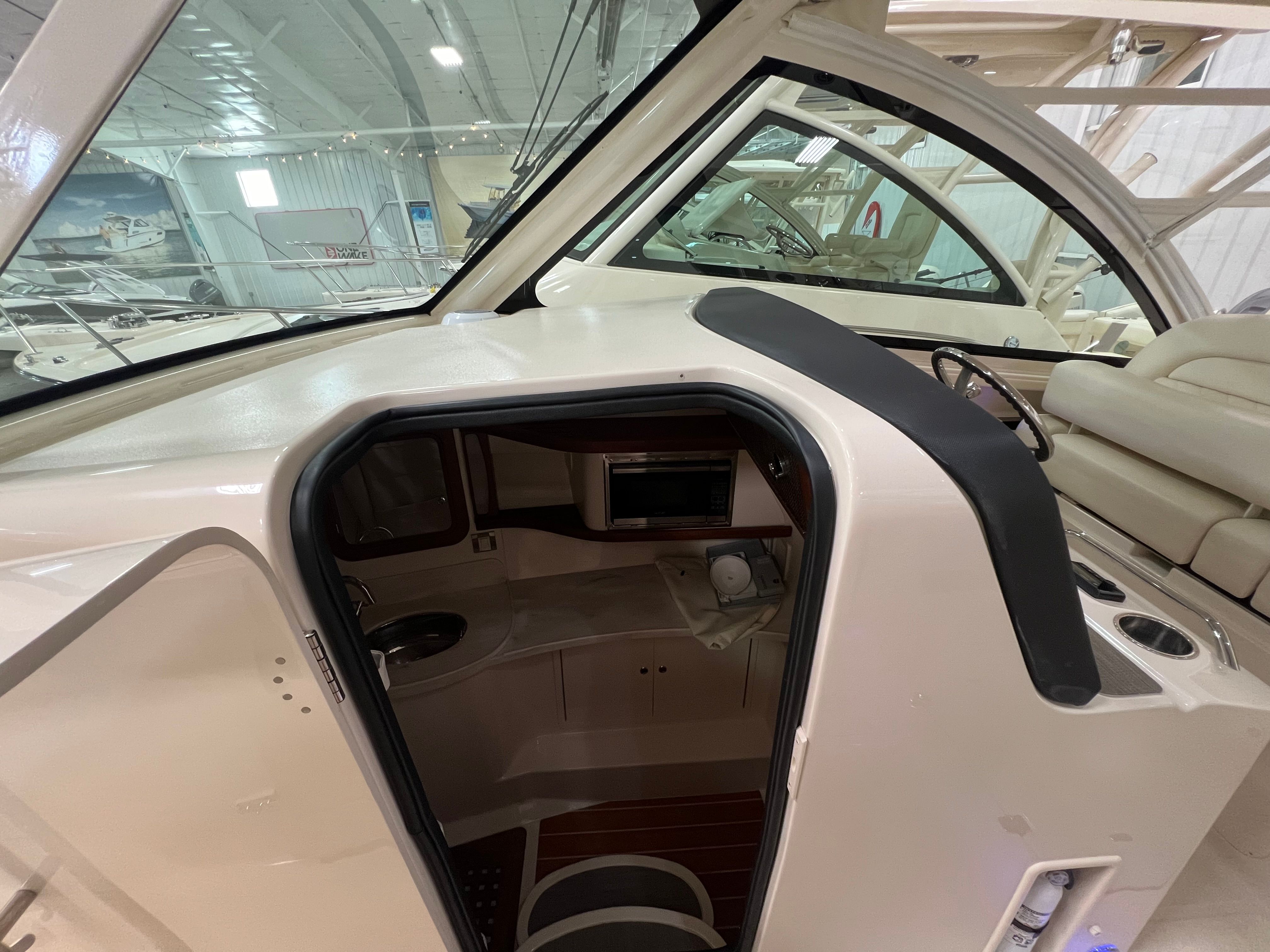 2020 Grady white Freedom 375 — photo 28 view
