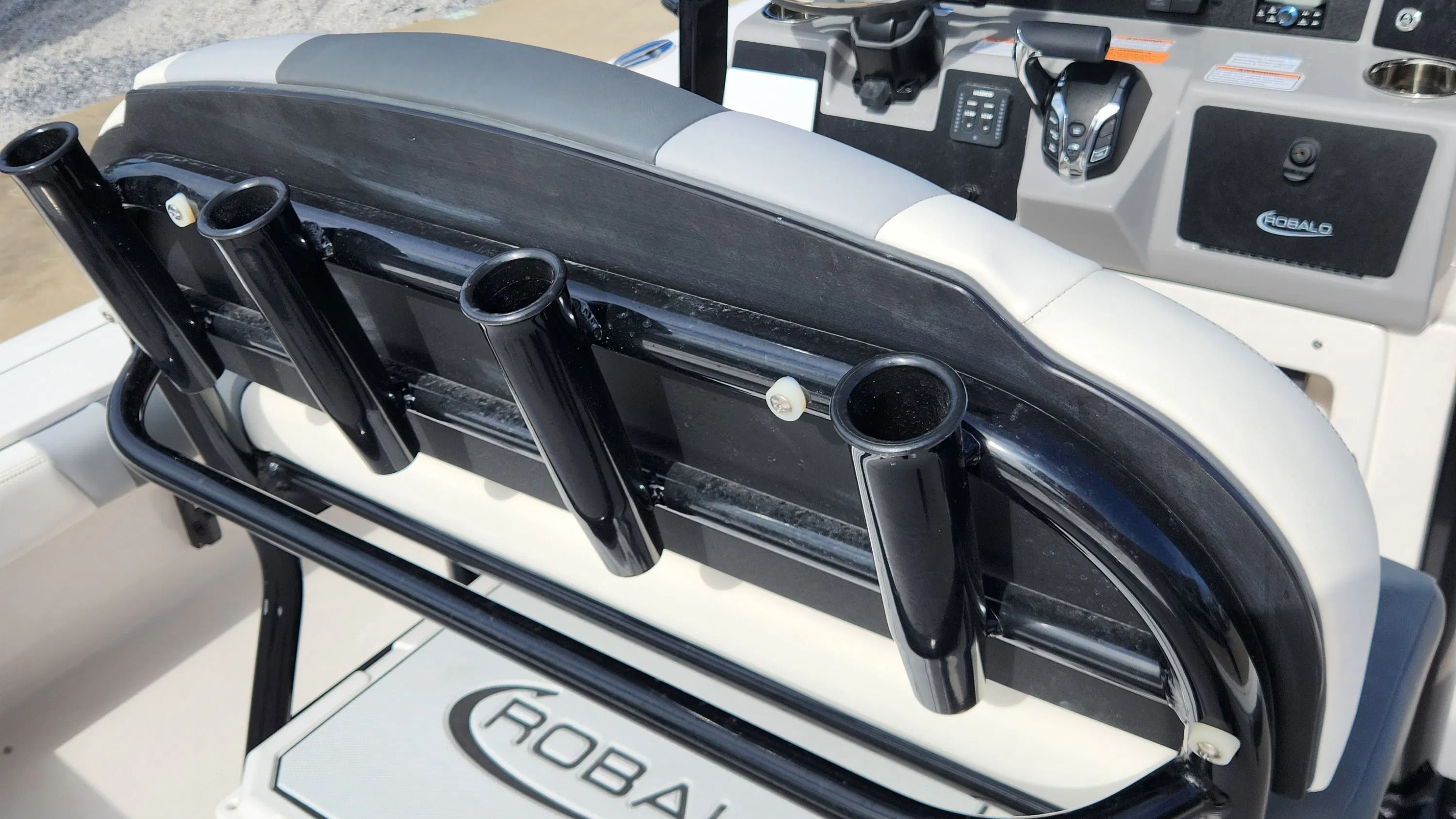 2025 Robalo 246 Cayman SD - Photo 14