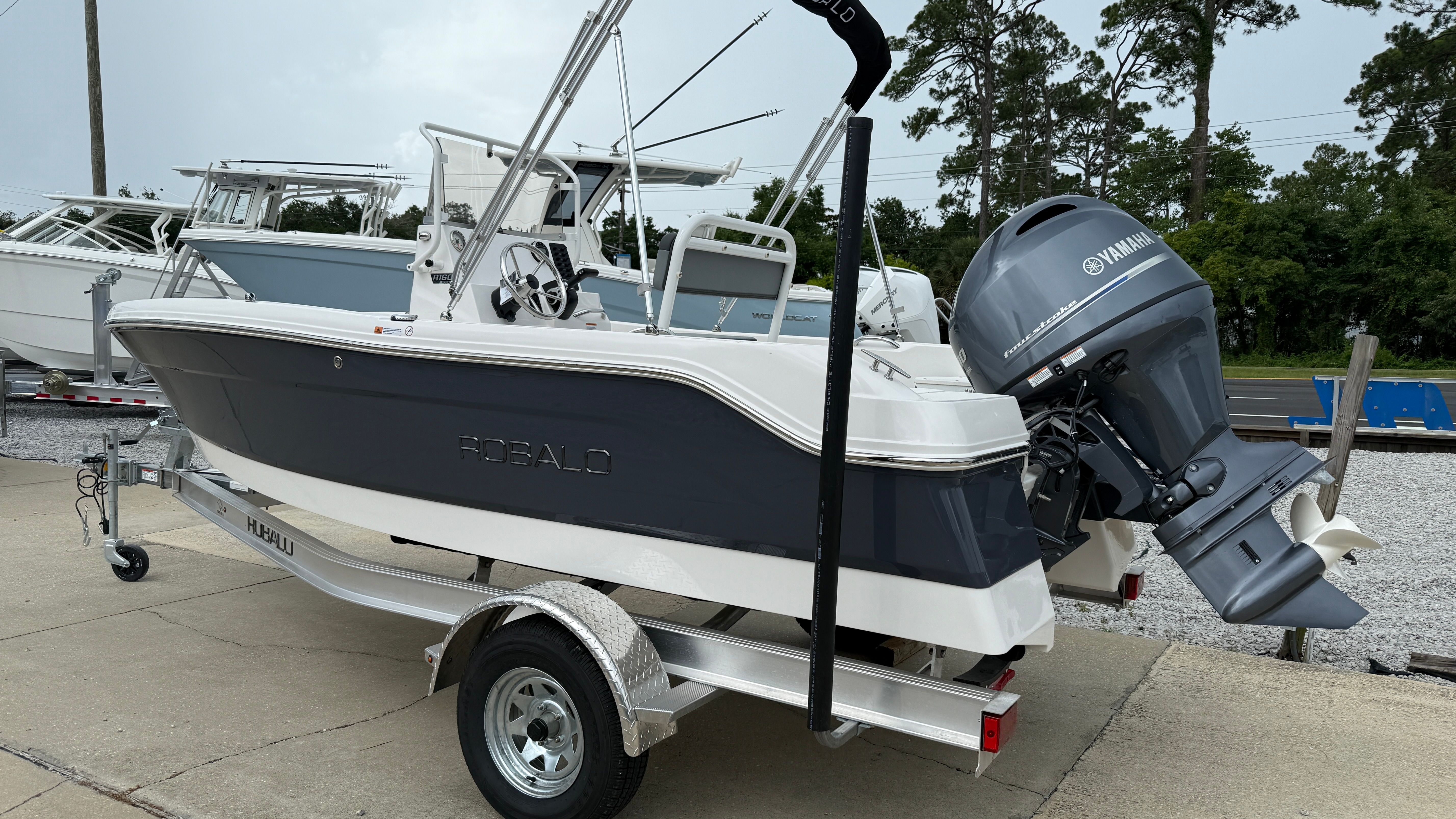 2025 Robalo 160 CC - Photo 15