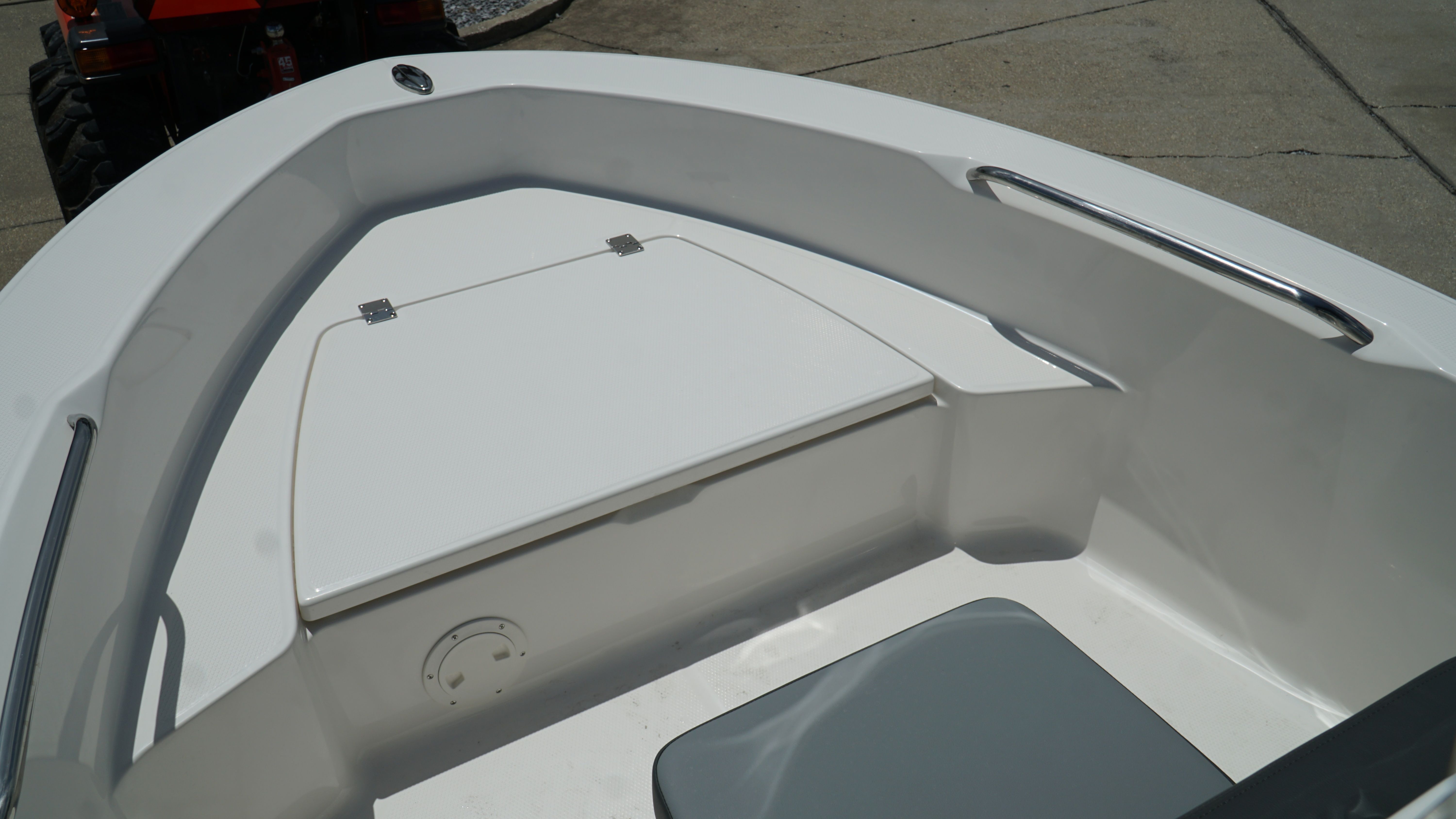 2025 Robalo 160 CC - Photo 11