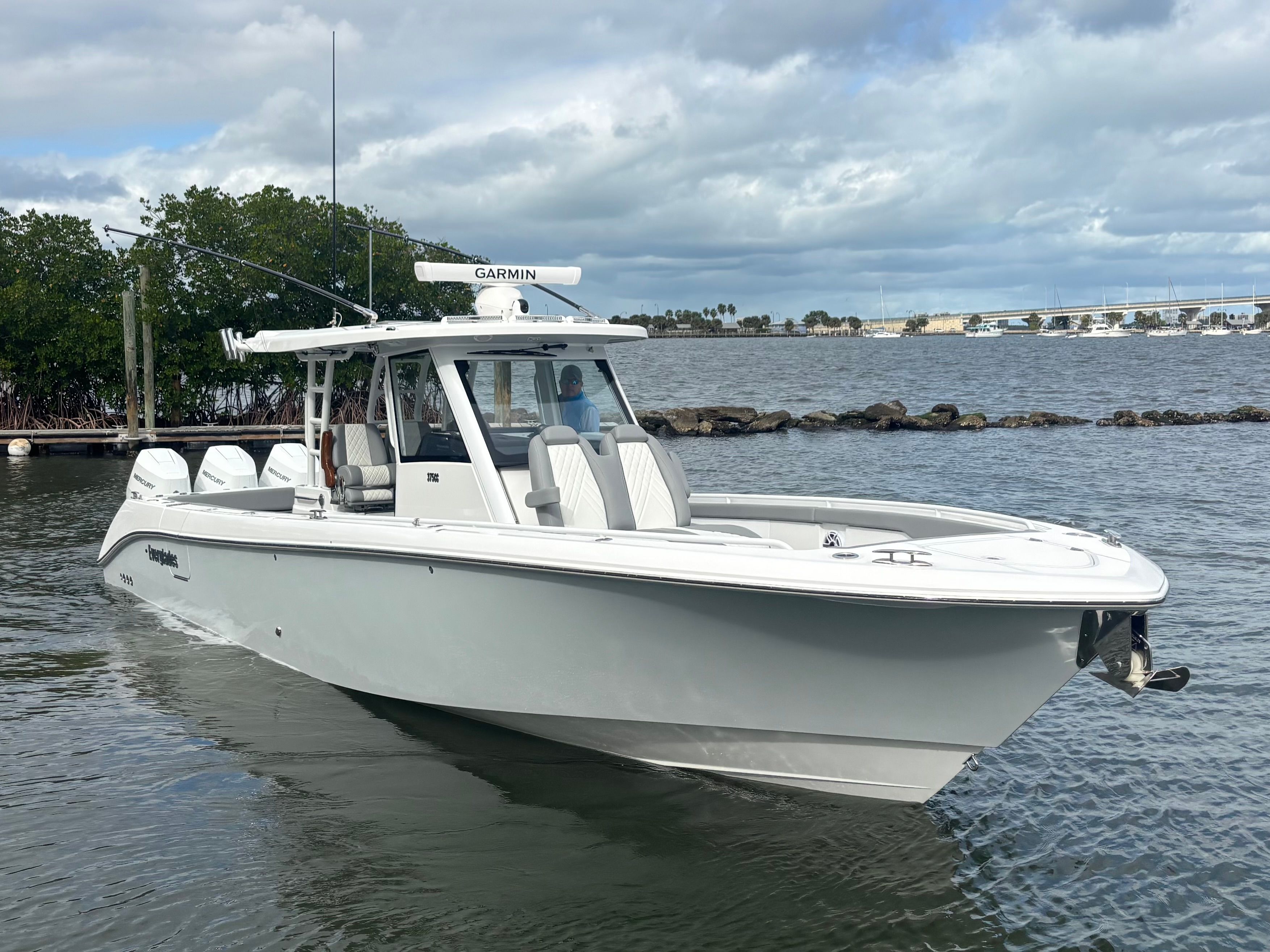 2026 Everglades 375 CC - Photo 13