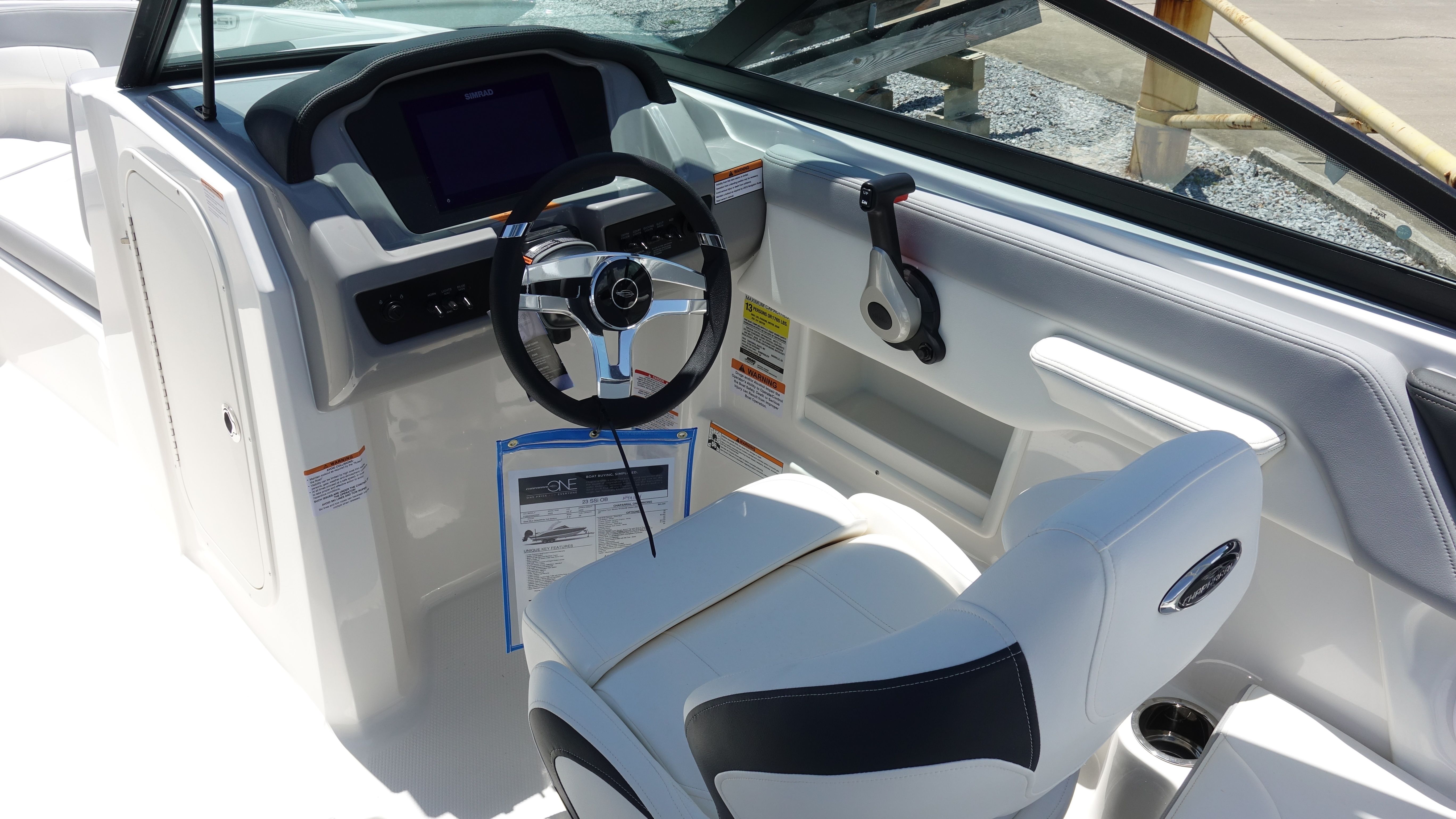 2025 Chaparral 23 SSI OB - Photo 22
