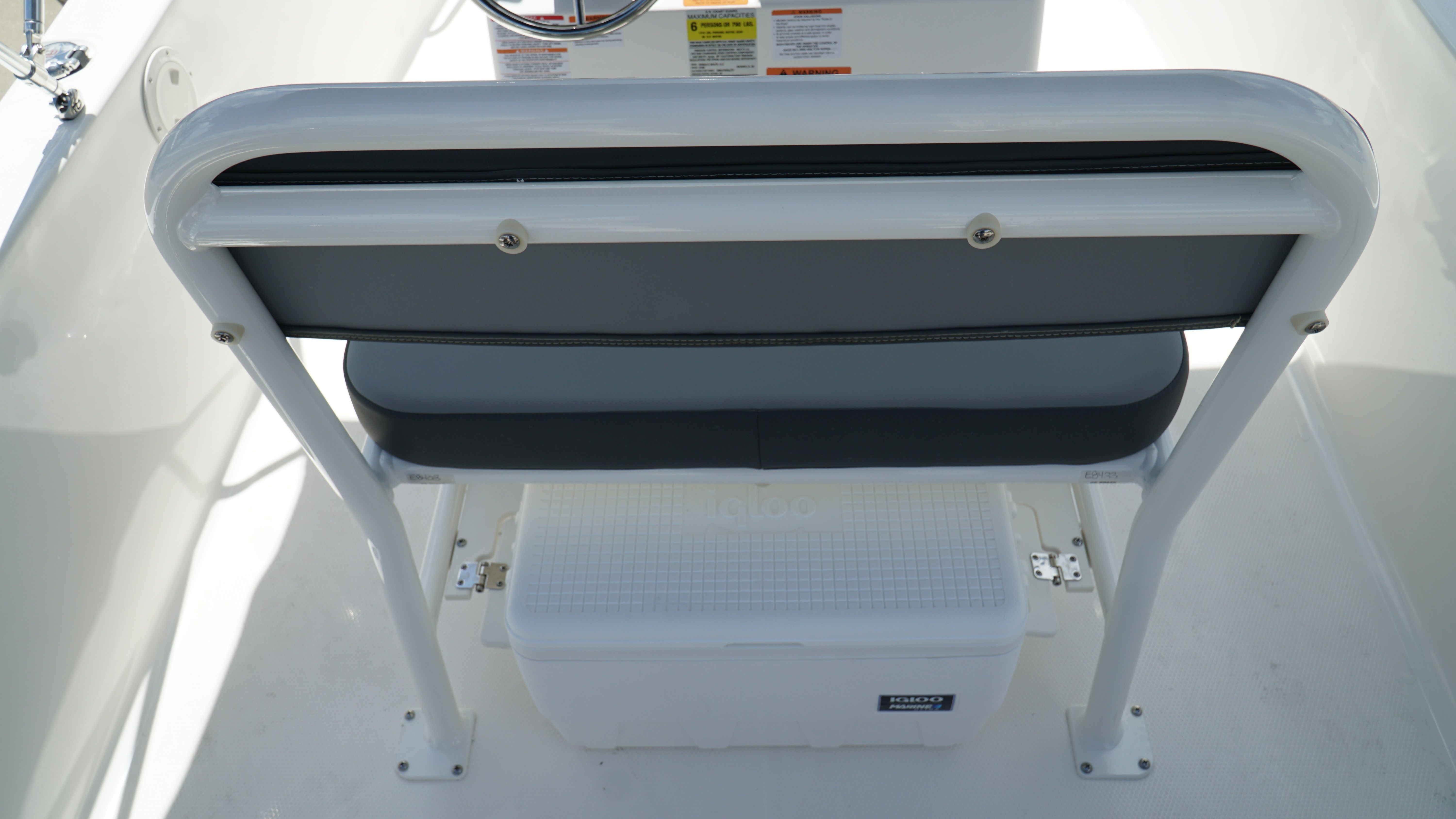 2025 Robalo 160 CC - Photo 26