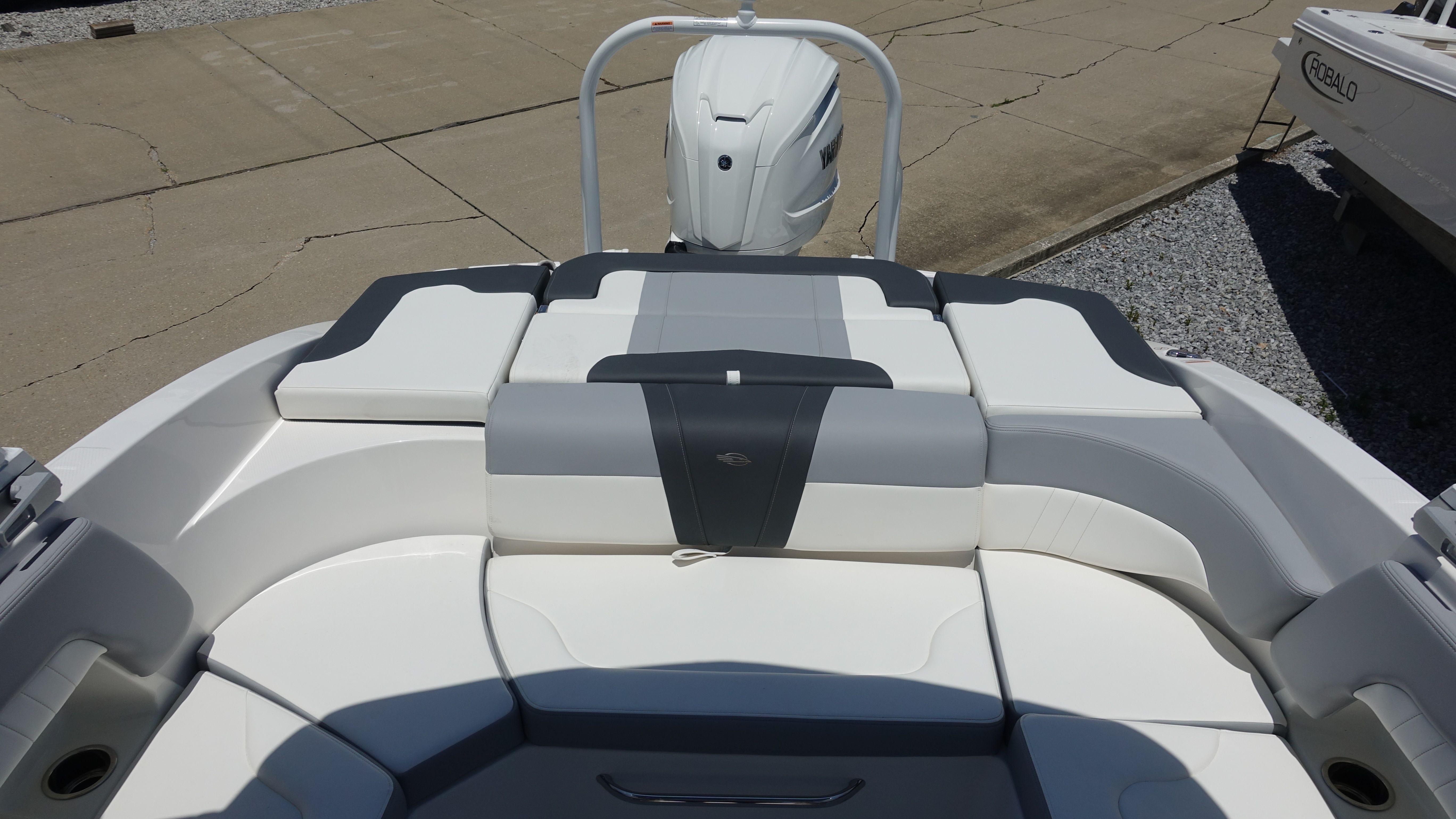 2025 Chaparral 23 SSI OB - Photo 21