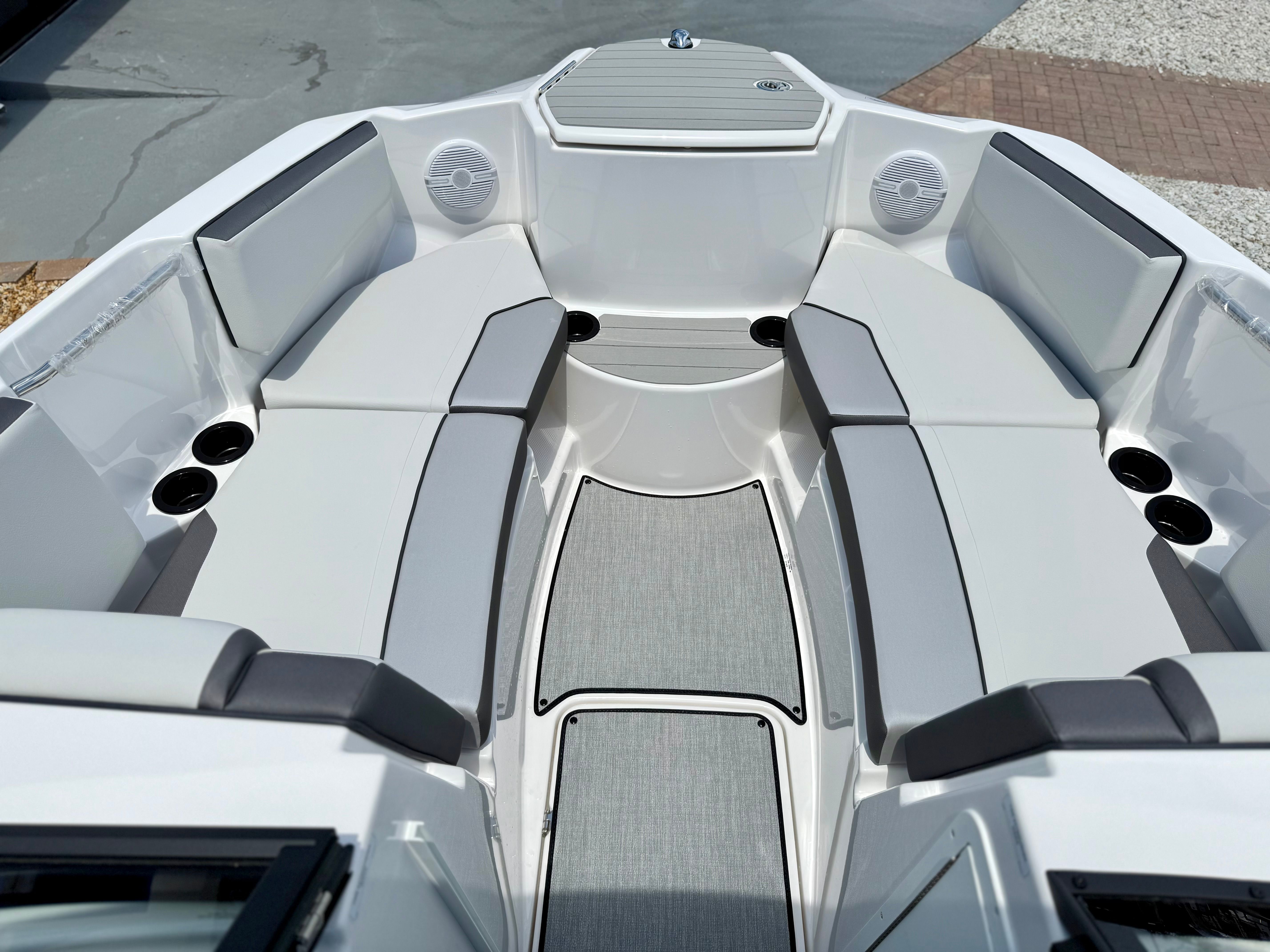2025 Yamaha AR220 - Photo 31