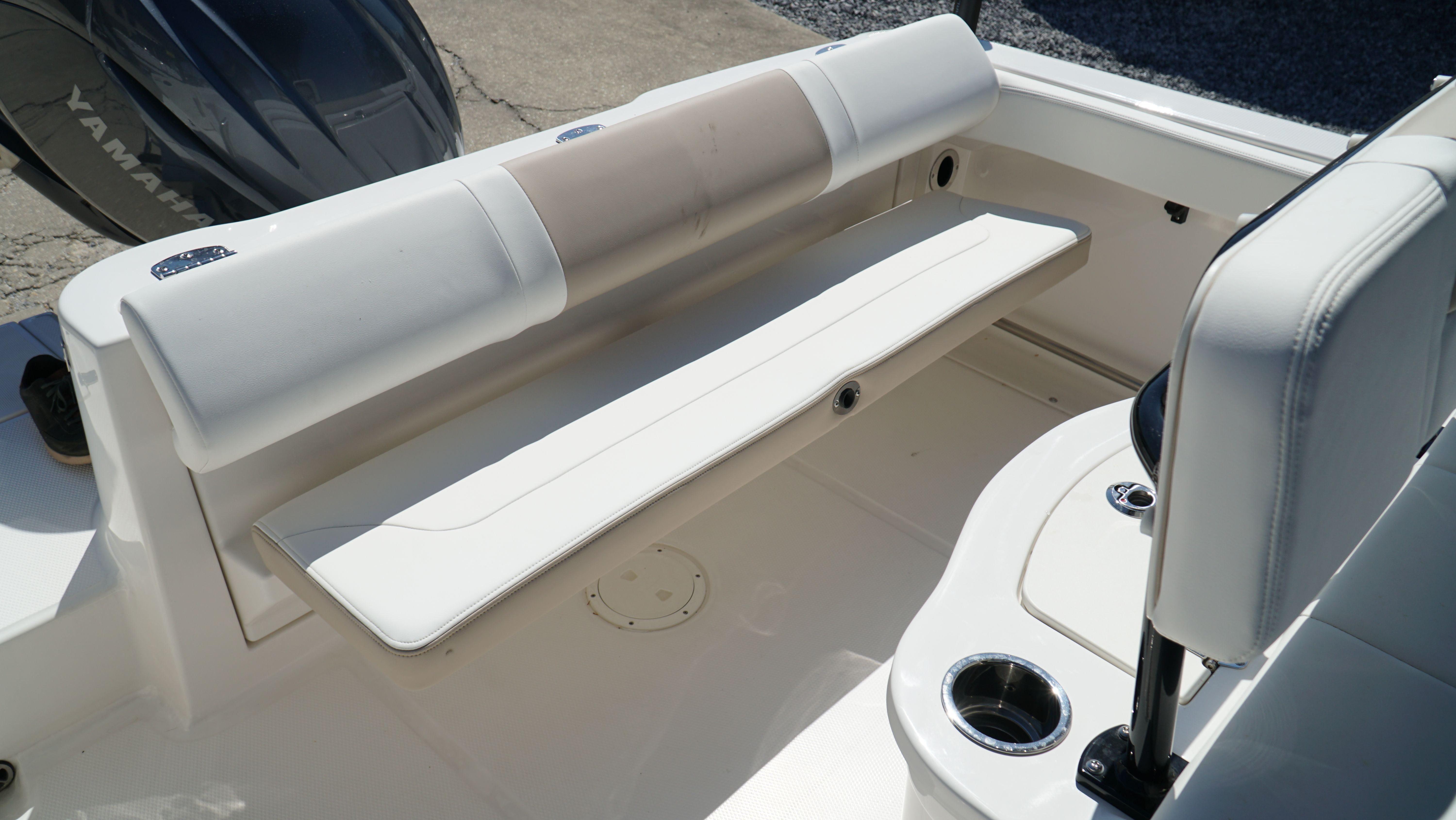 2025 Robalo 222 CC - Photo 28