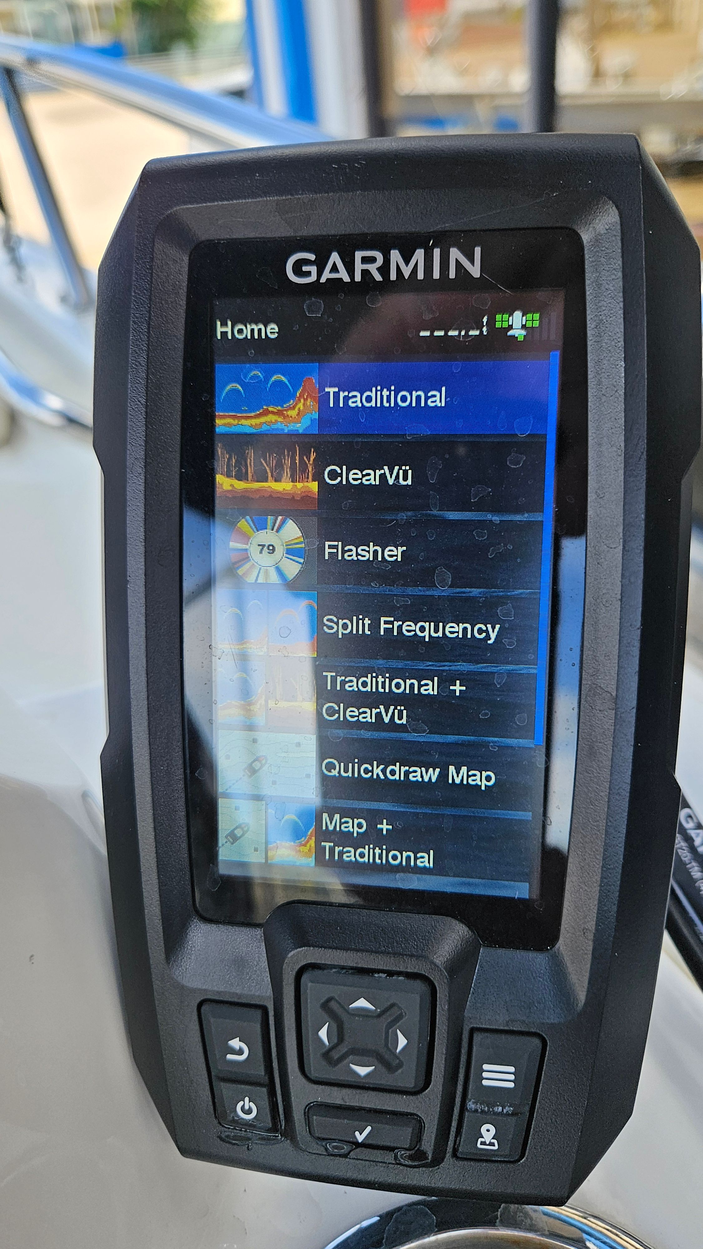 2023 Boston Whaler 130 Super Sport — photo 15 view