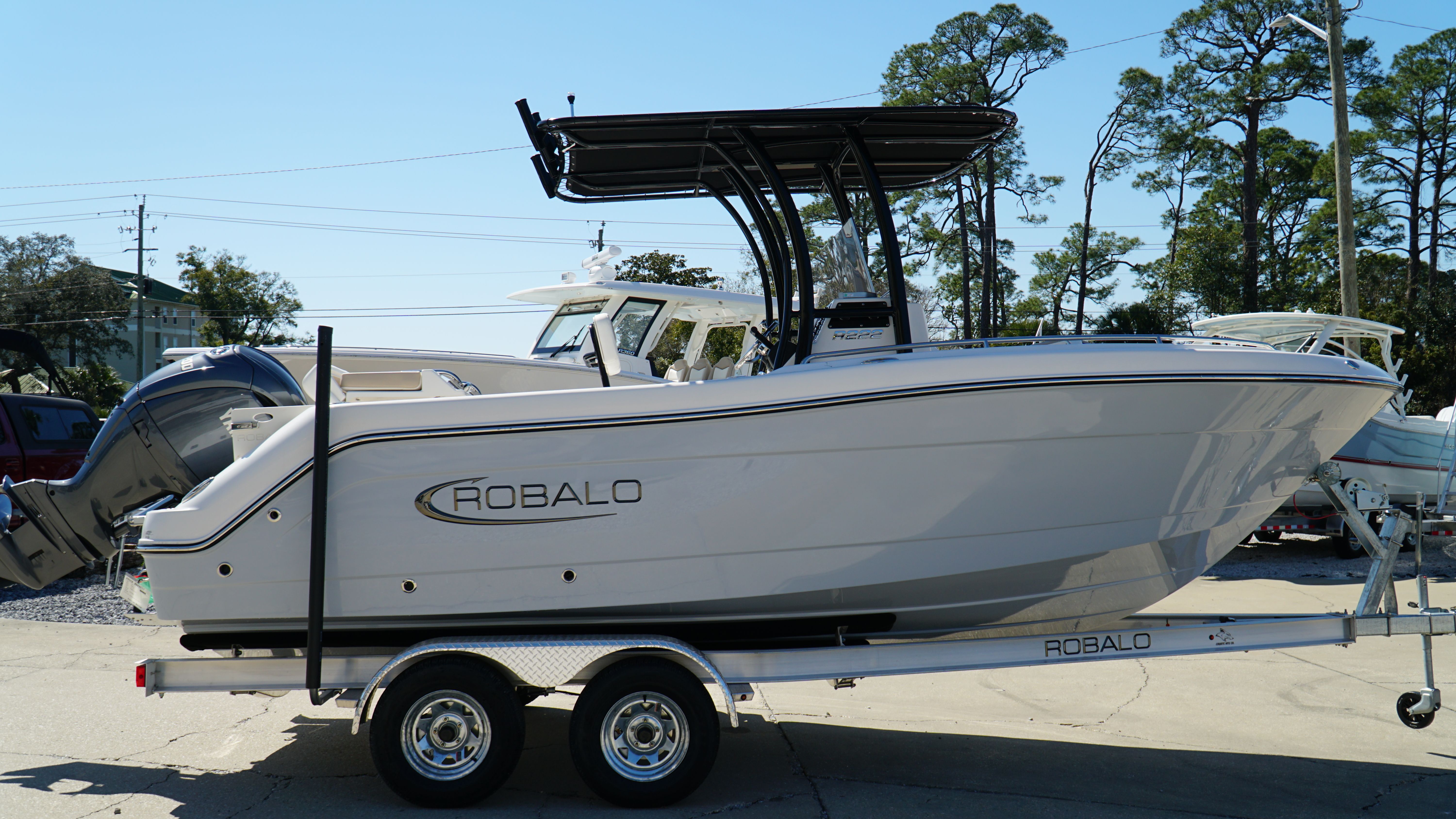 2025 Robalo 222 CC - Photo 16