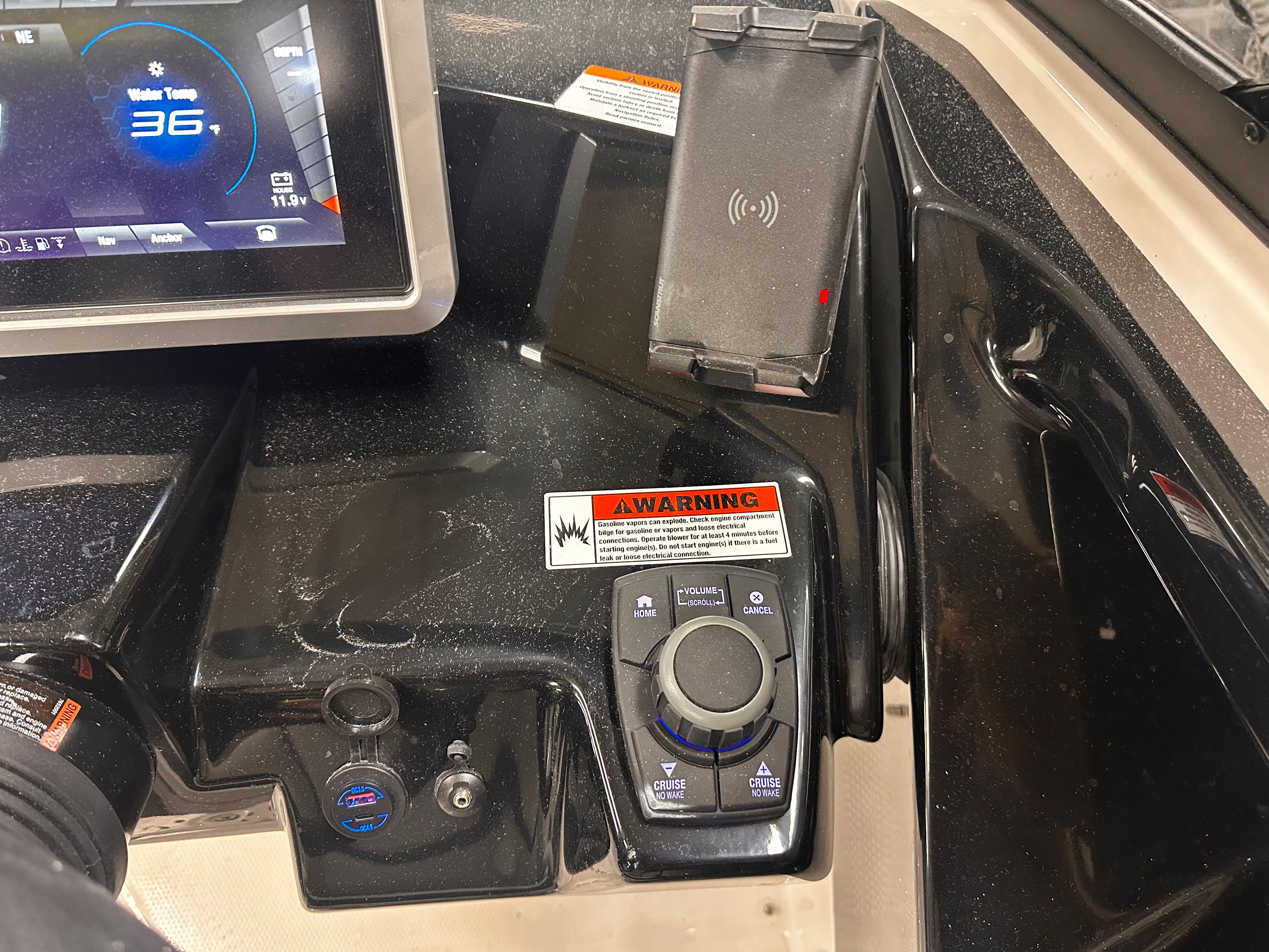 2025 Yamaha 252 XE — photo 18 view