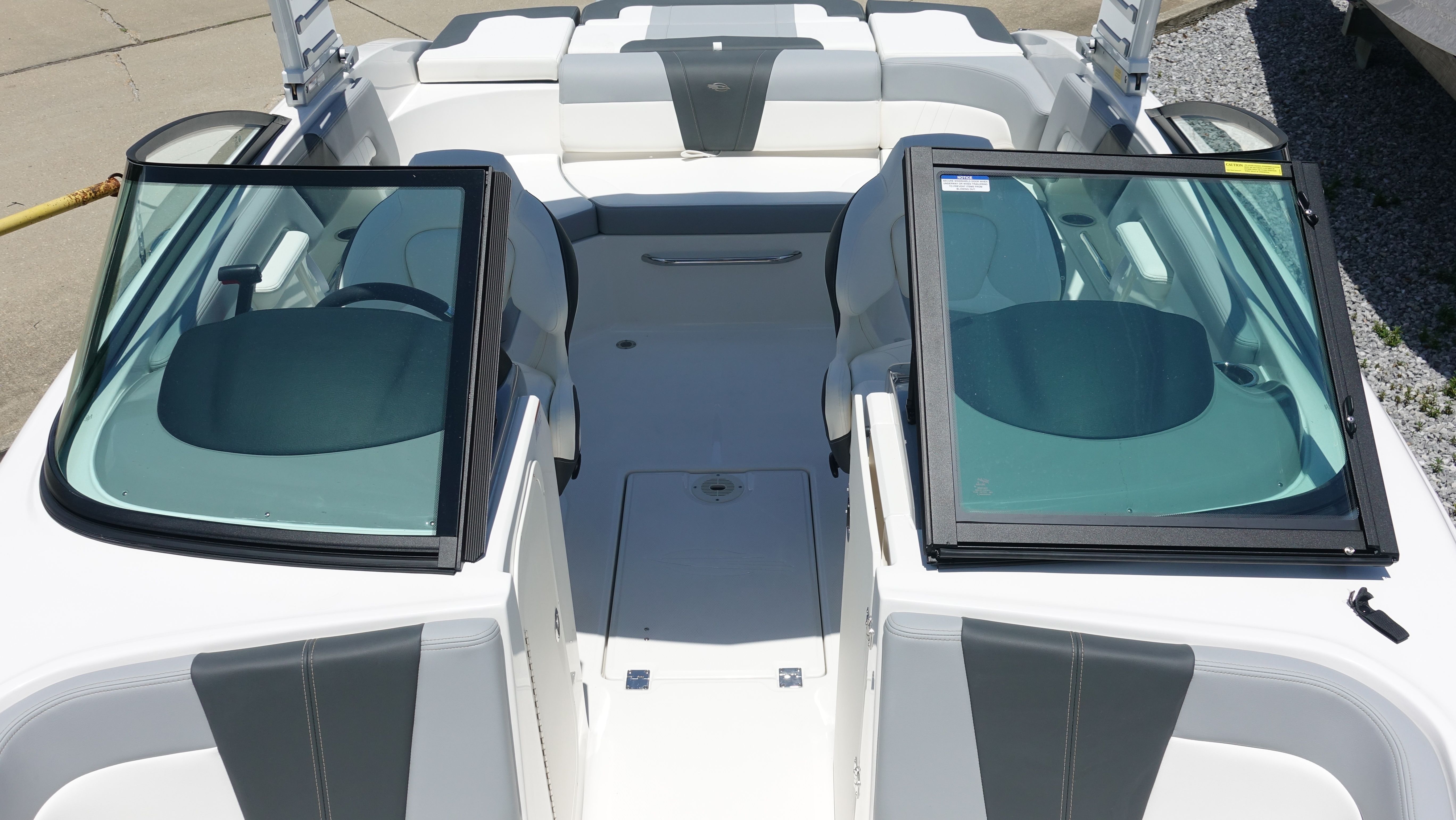 2025 Chaparral 23 SSI OB - Photo 28