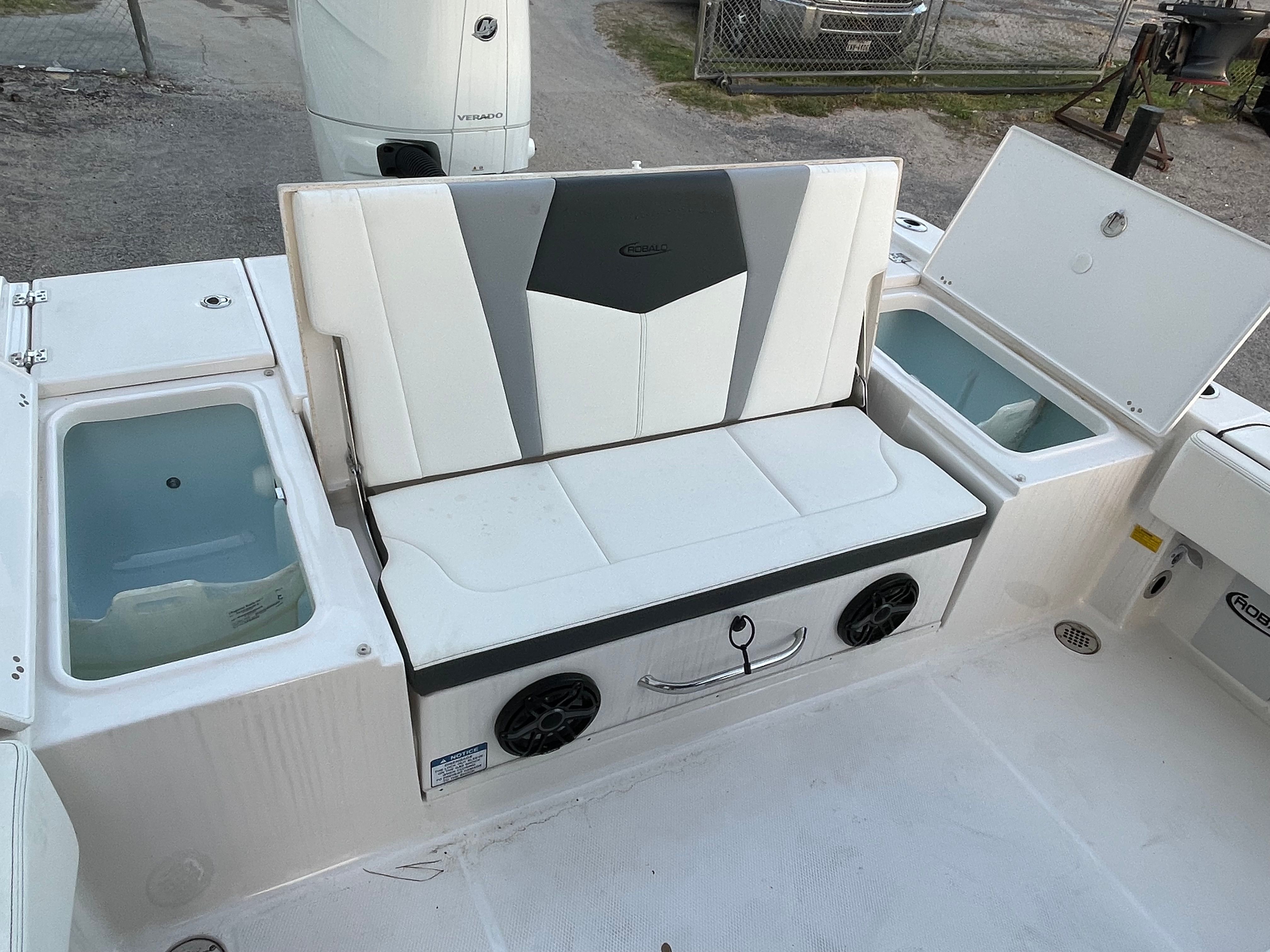 2025 Robalo 266 Cayman - Photo 14