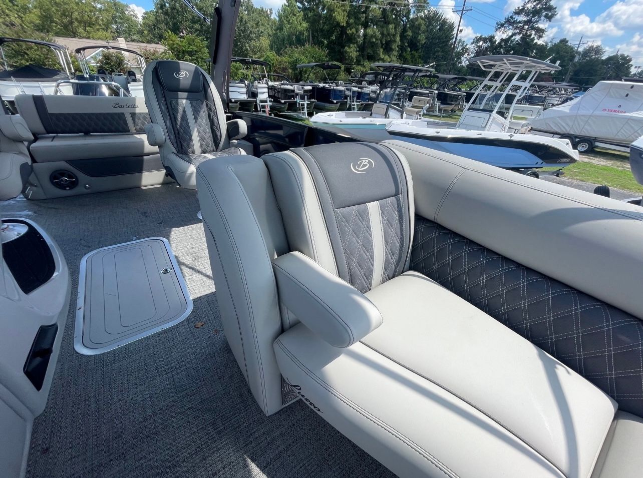 2025 Barletta Lusso L25UCA - Photo 21