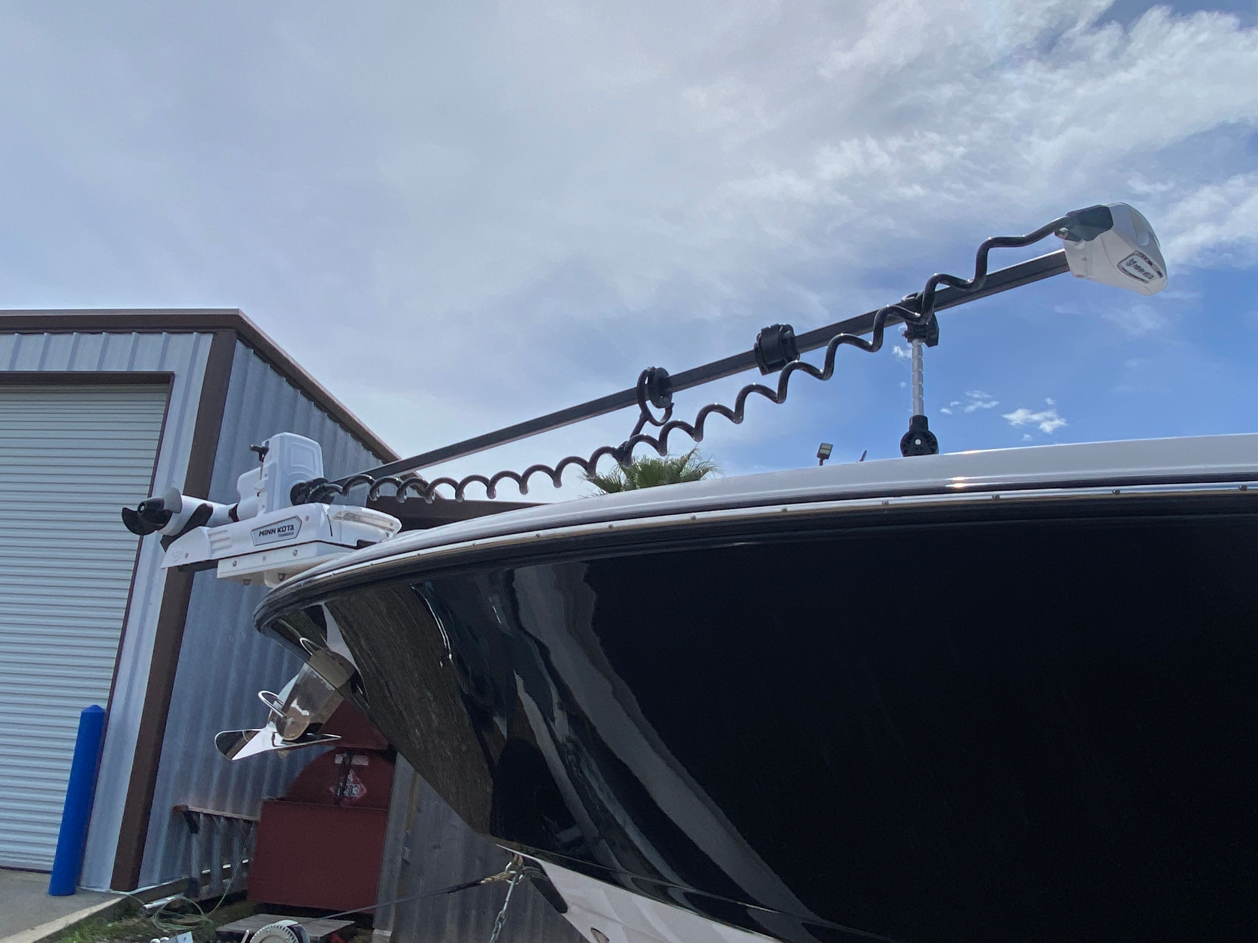 2025 Robalo 270 CC — photo 13 view
