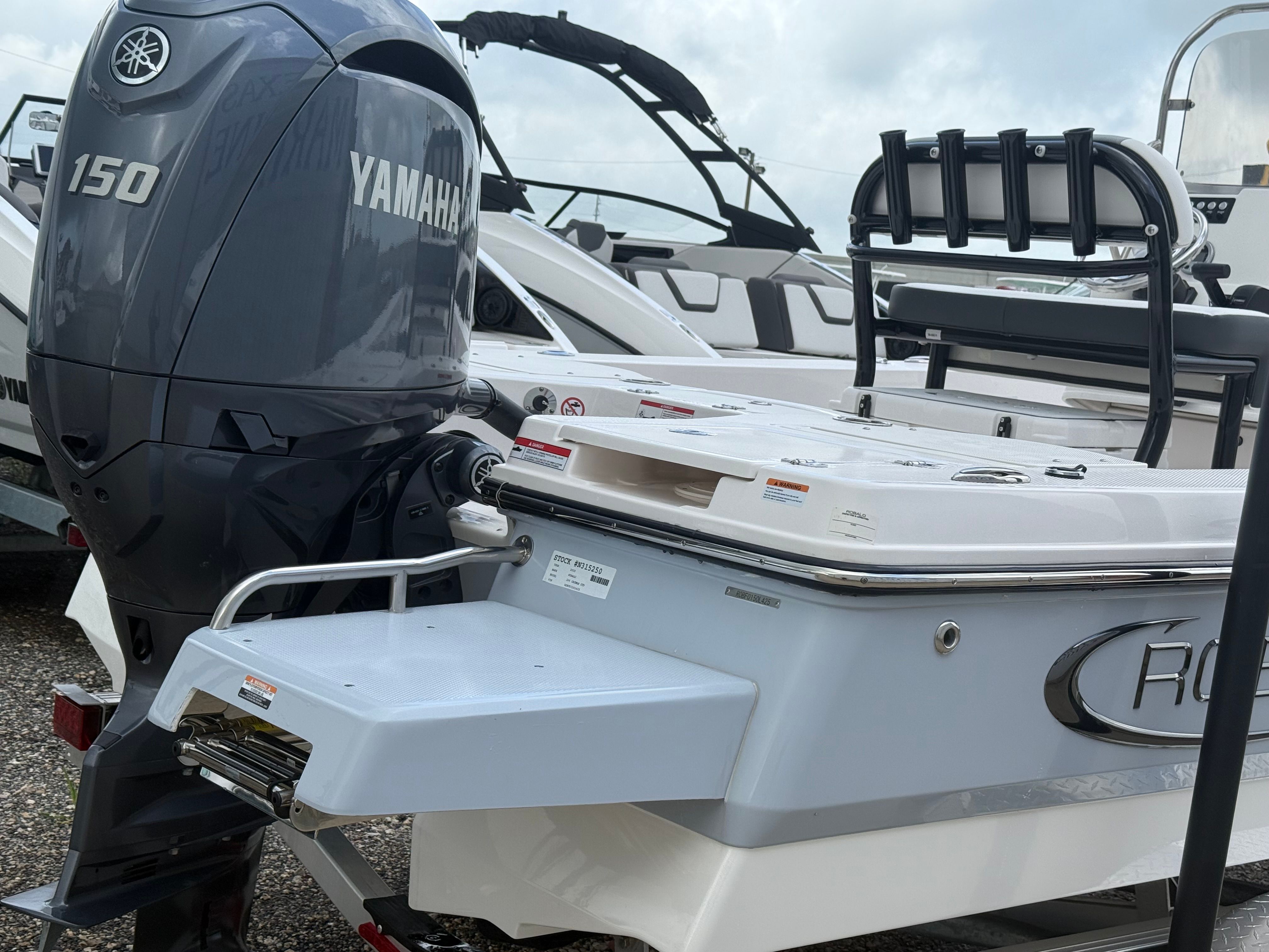 2025 Robalo 206 Cayman STD - Photo 2