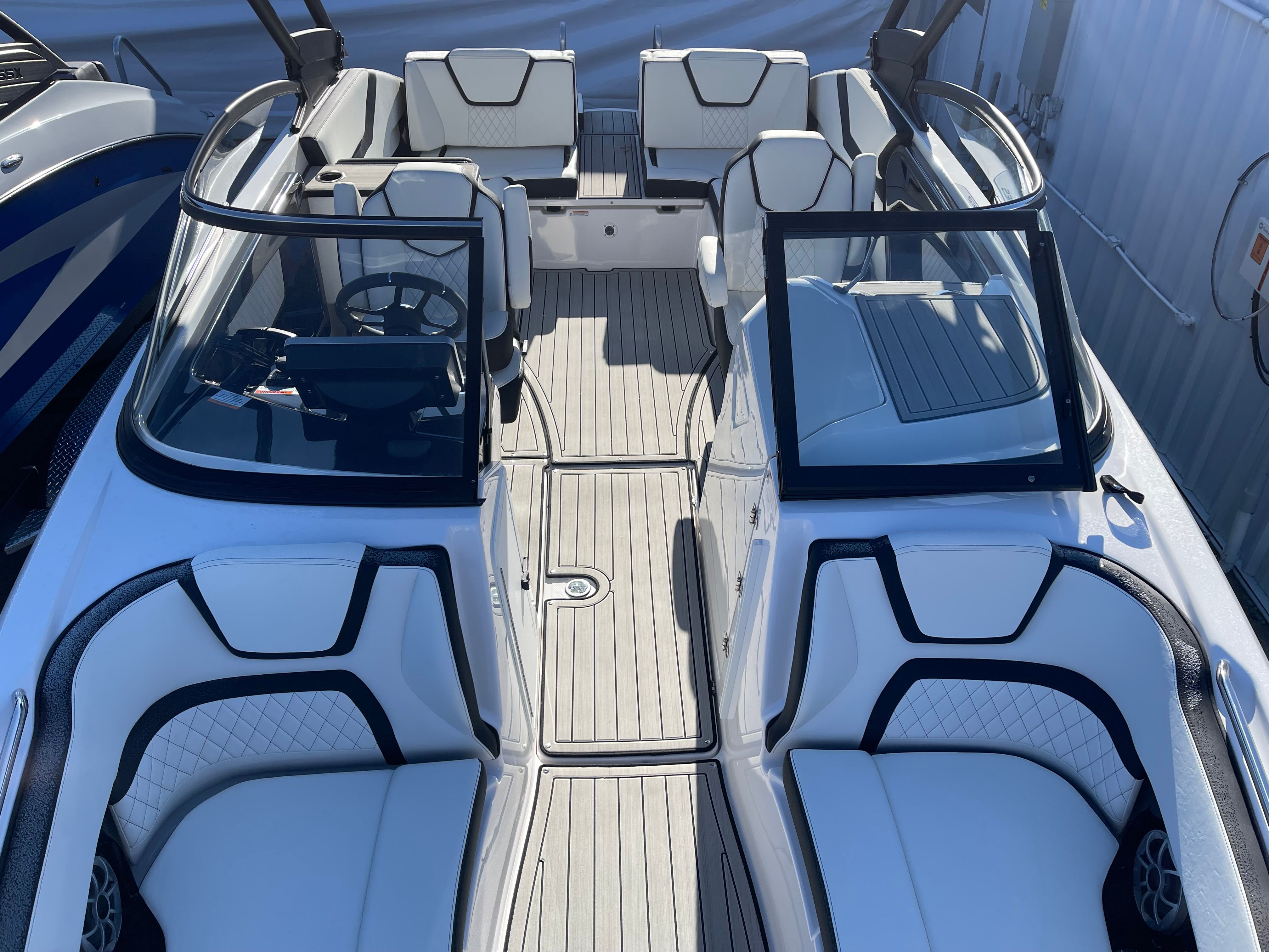 2025 Yamaha 252 SE — photo 26 view