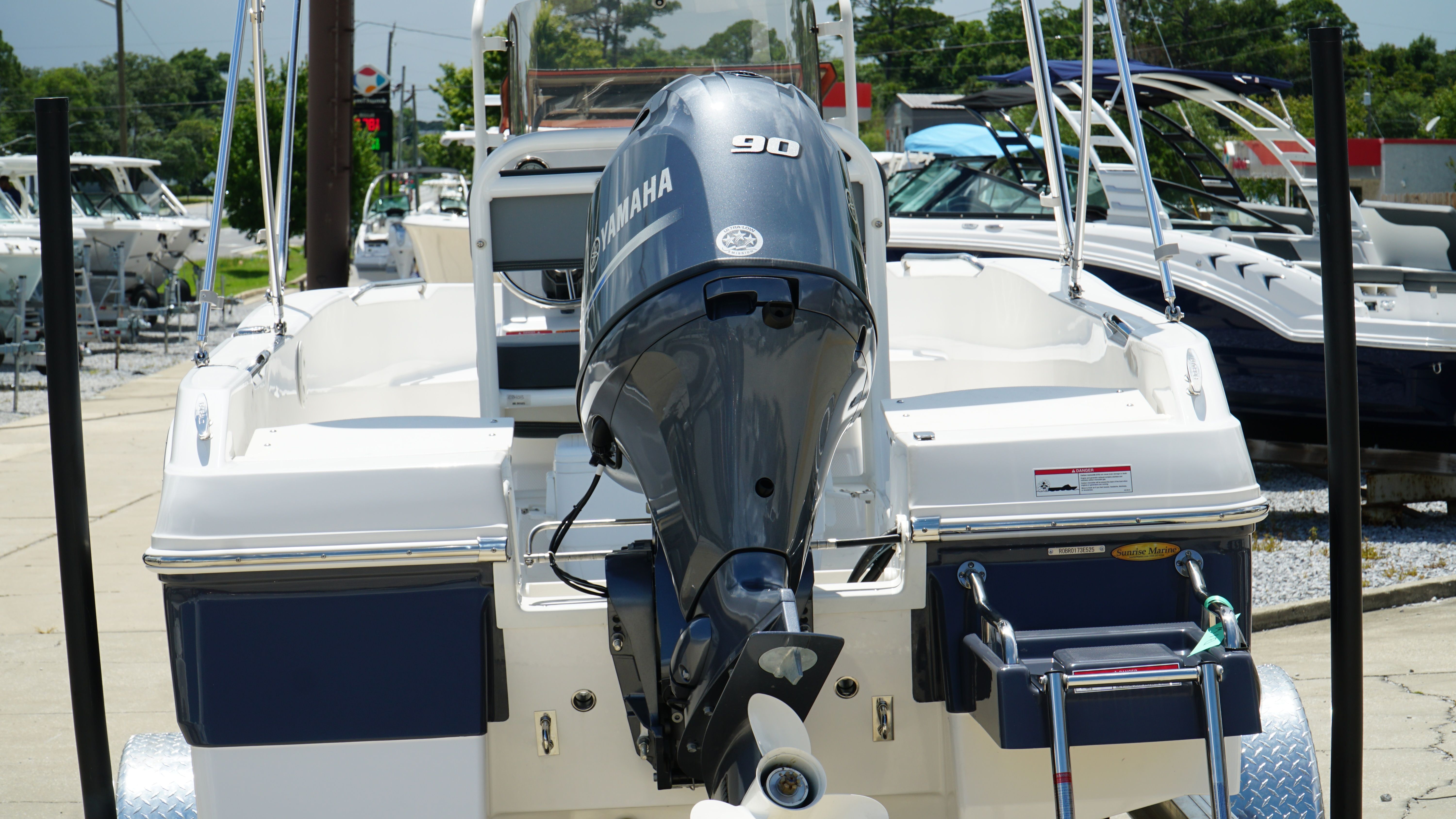 2025 Robalo 160 CC - Photo 20