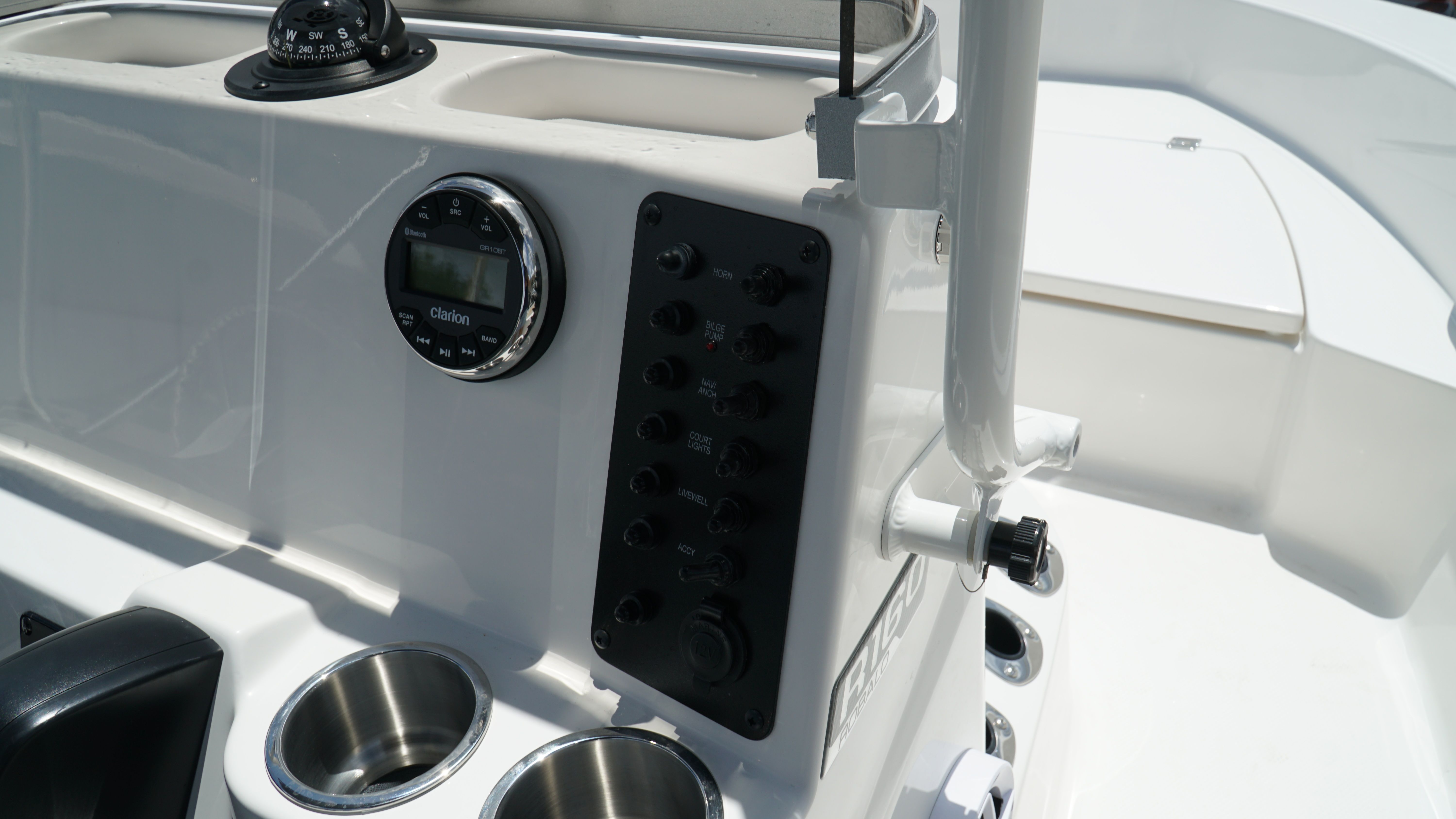 2025 Robalo 160 CC - Photo 29