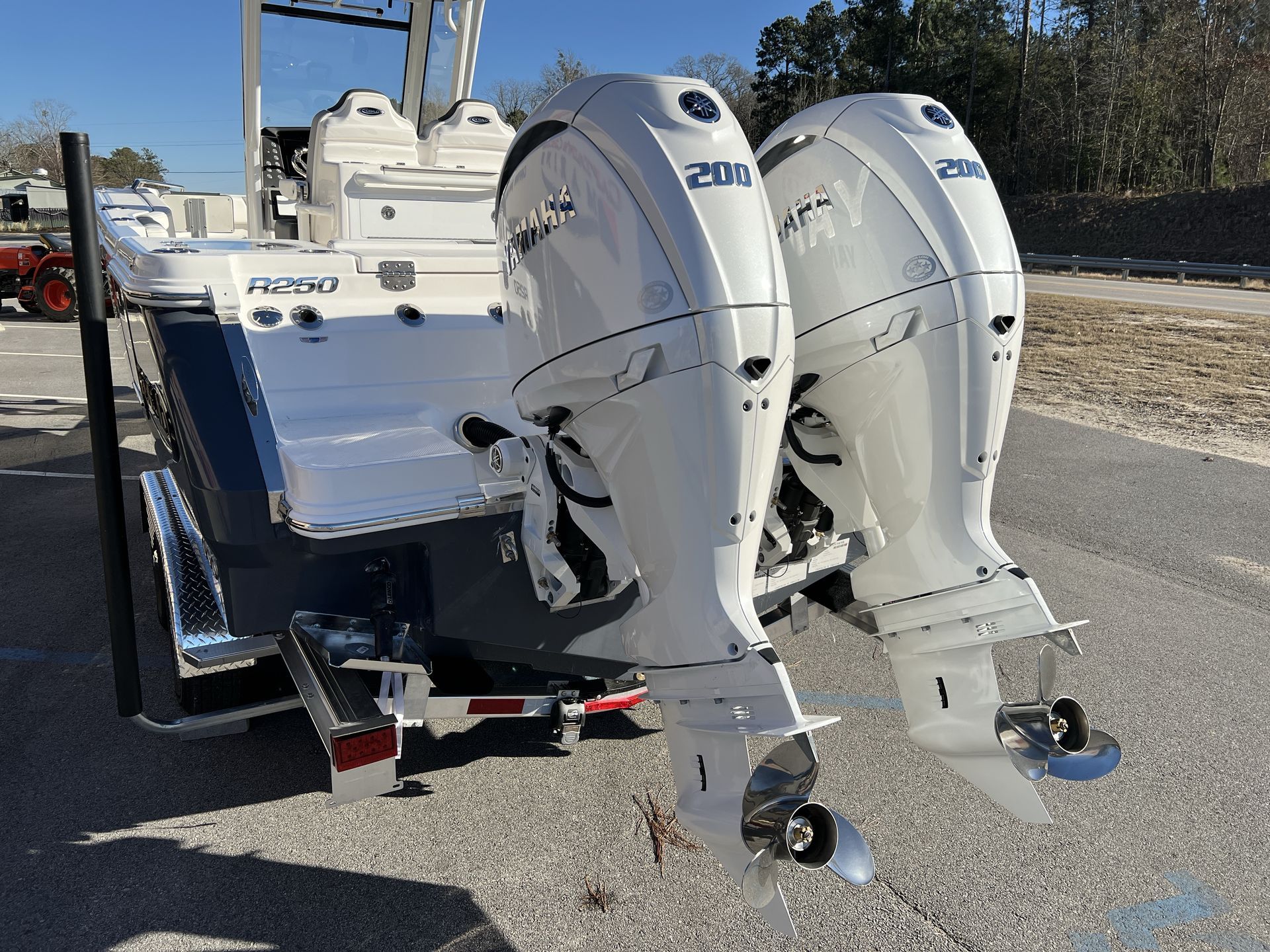 2025 Robalo 250 CC - Photo 13