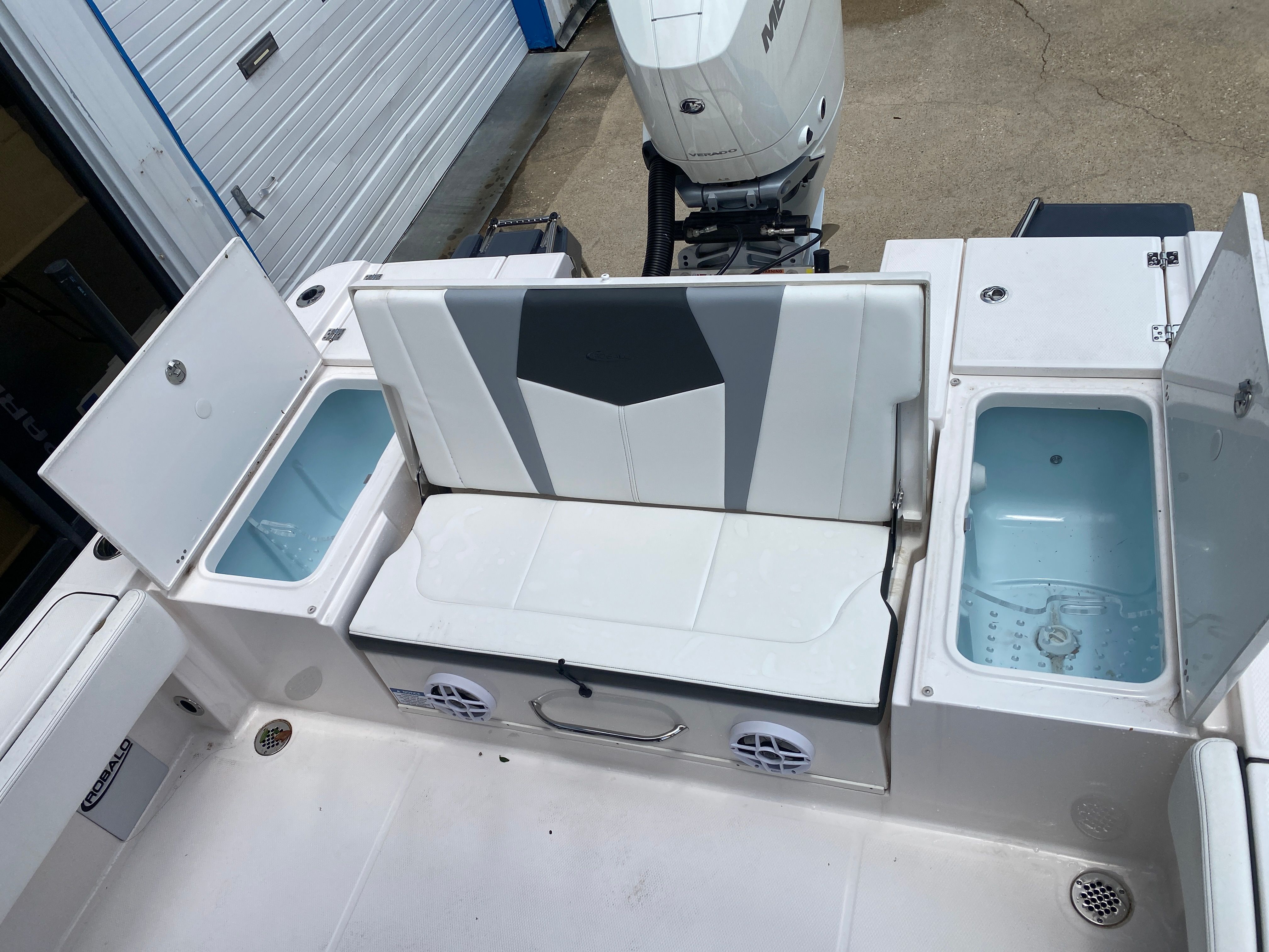 2025 Robalo 266 Cayman - Photo 22