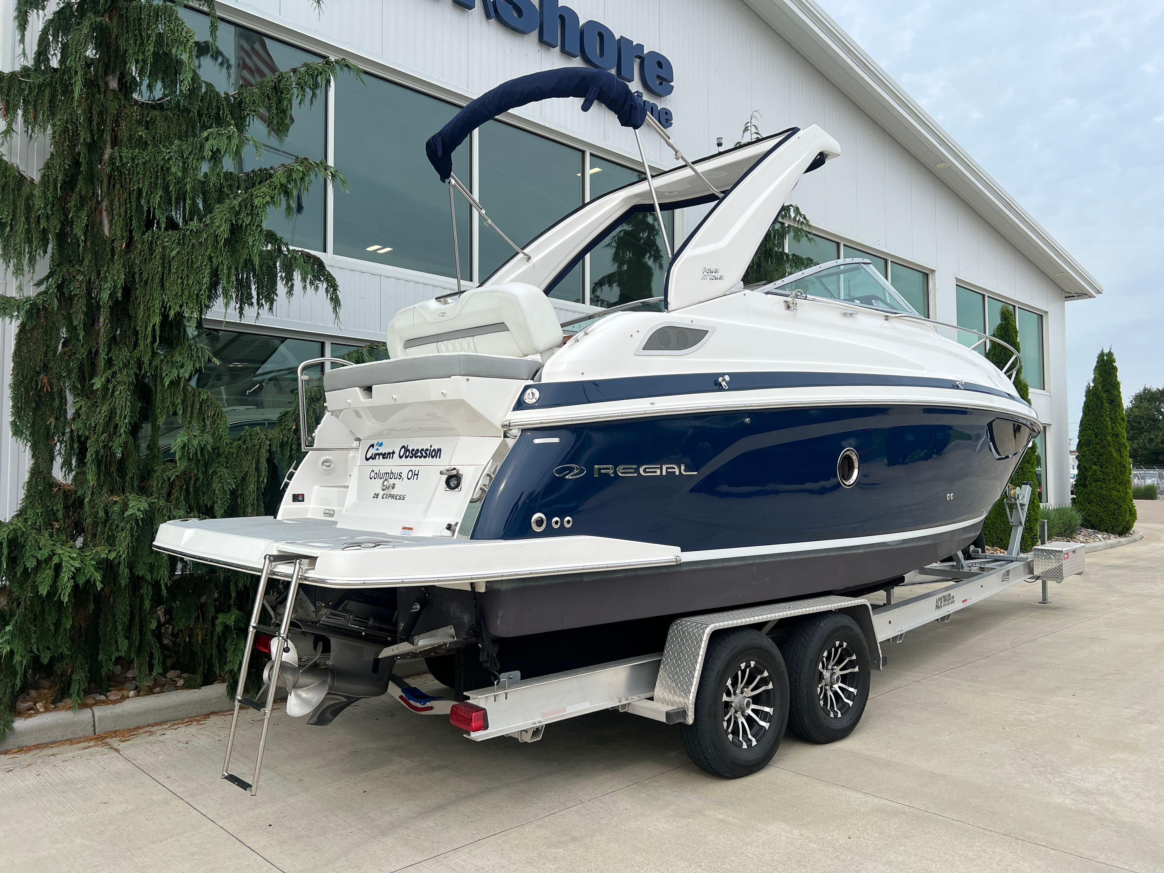 2022 Regal 28 Express - Photo 2