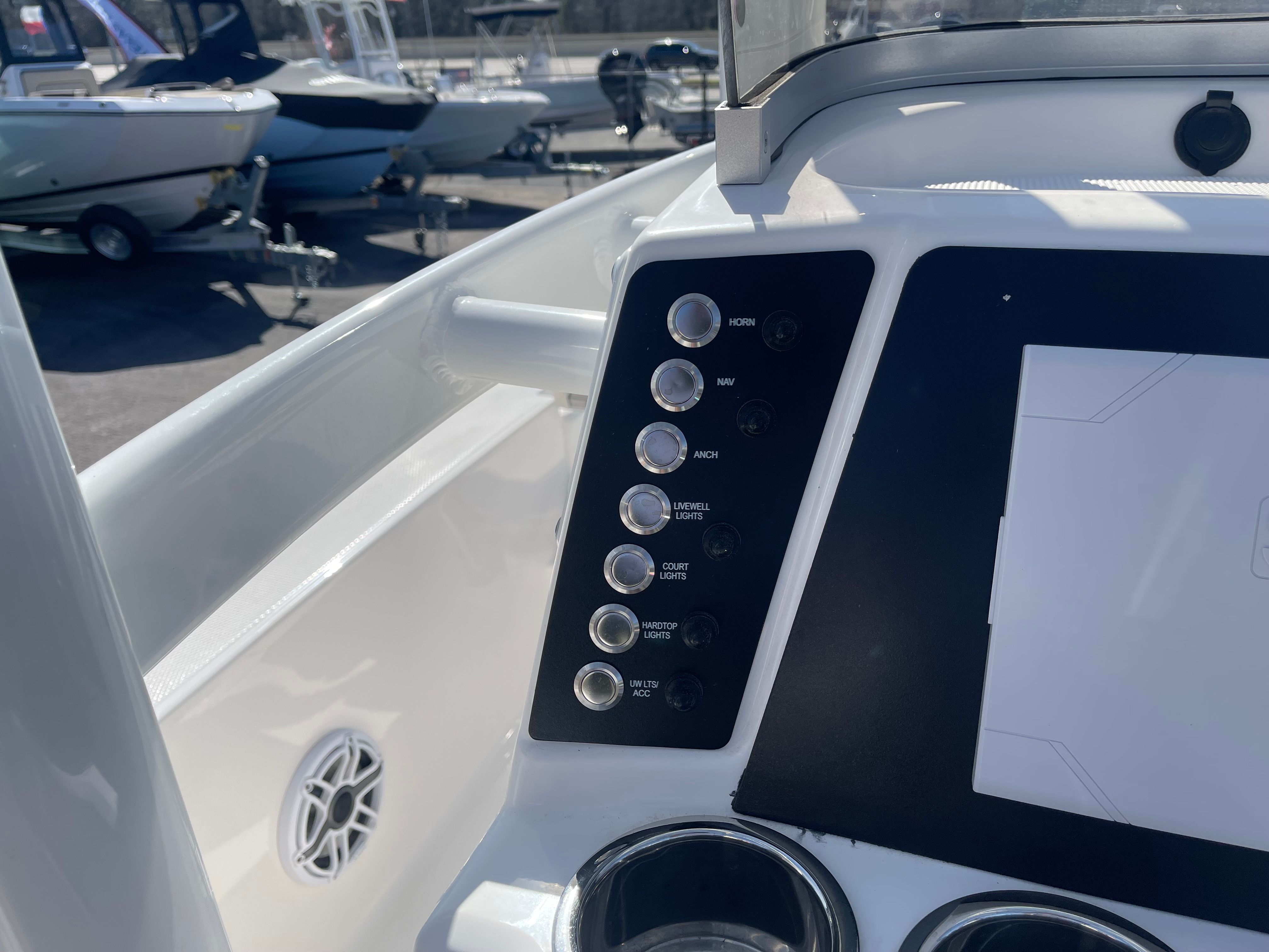2025 Robalo 226 Cayman DLX - Photo 24