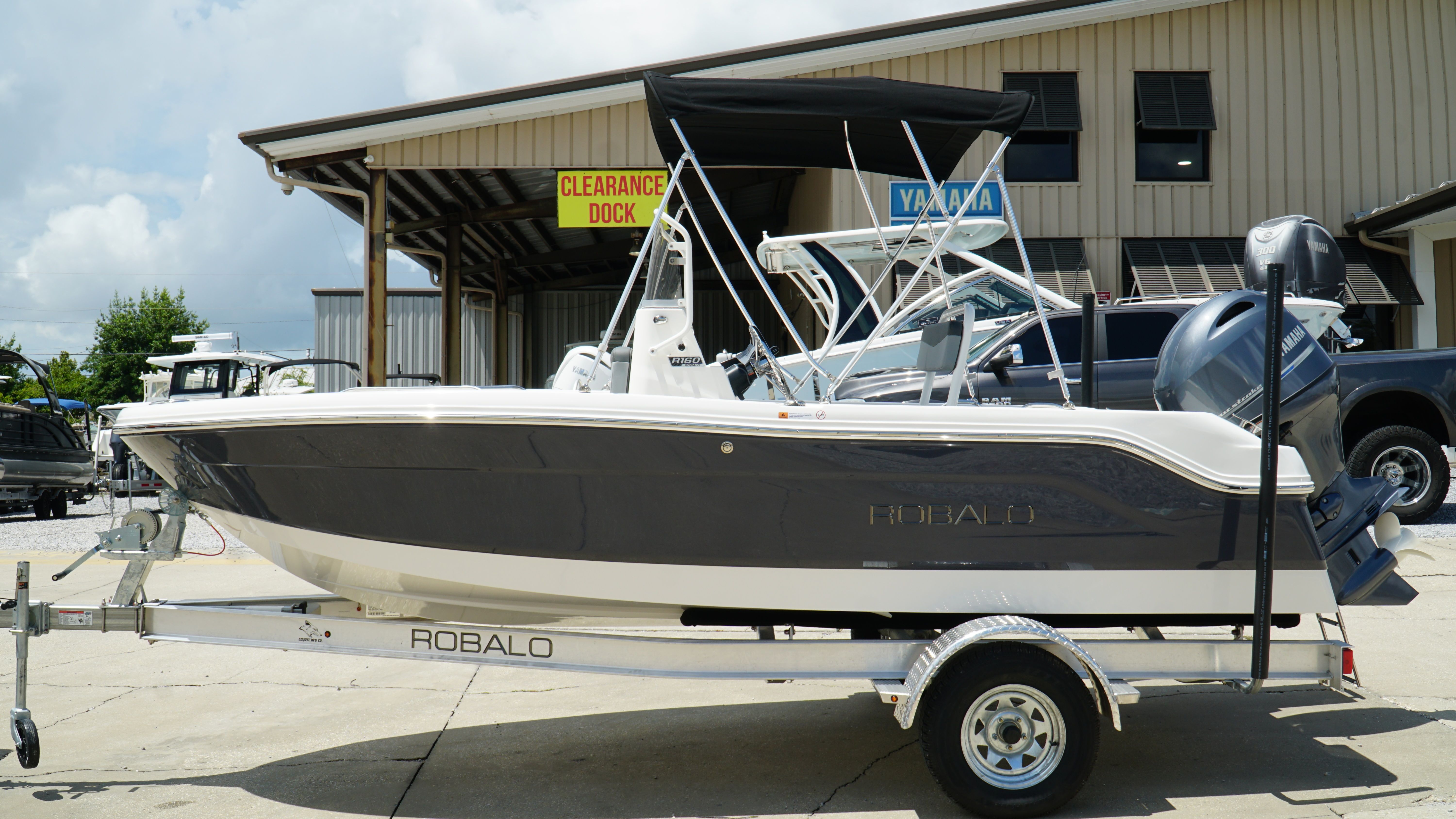 2025 Robalo 160 CC - Photo 2