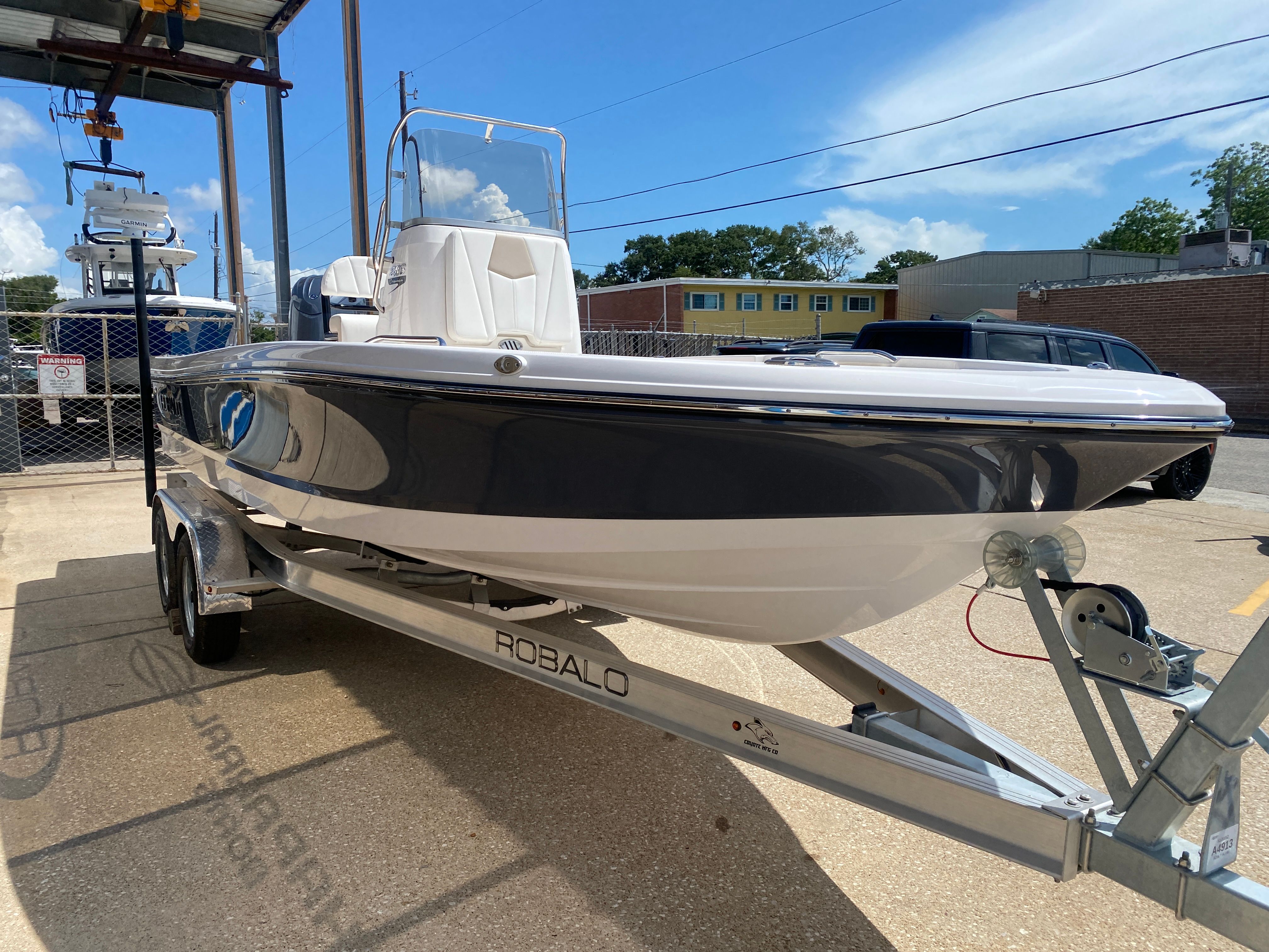 2025 Robalo 206 Cayman STD