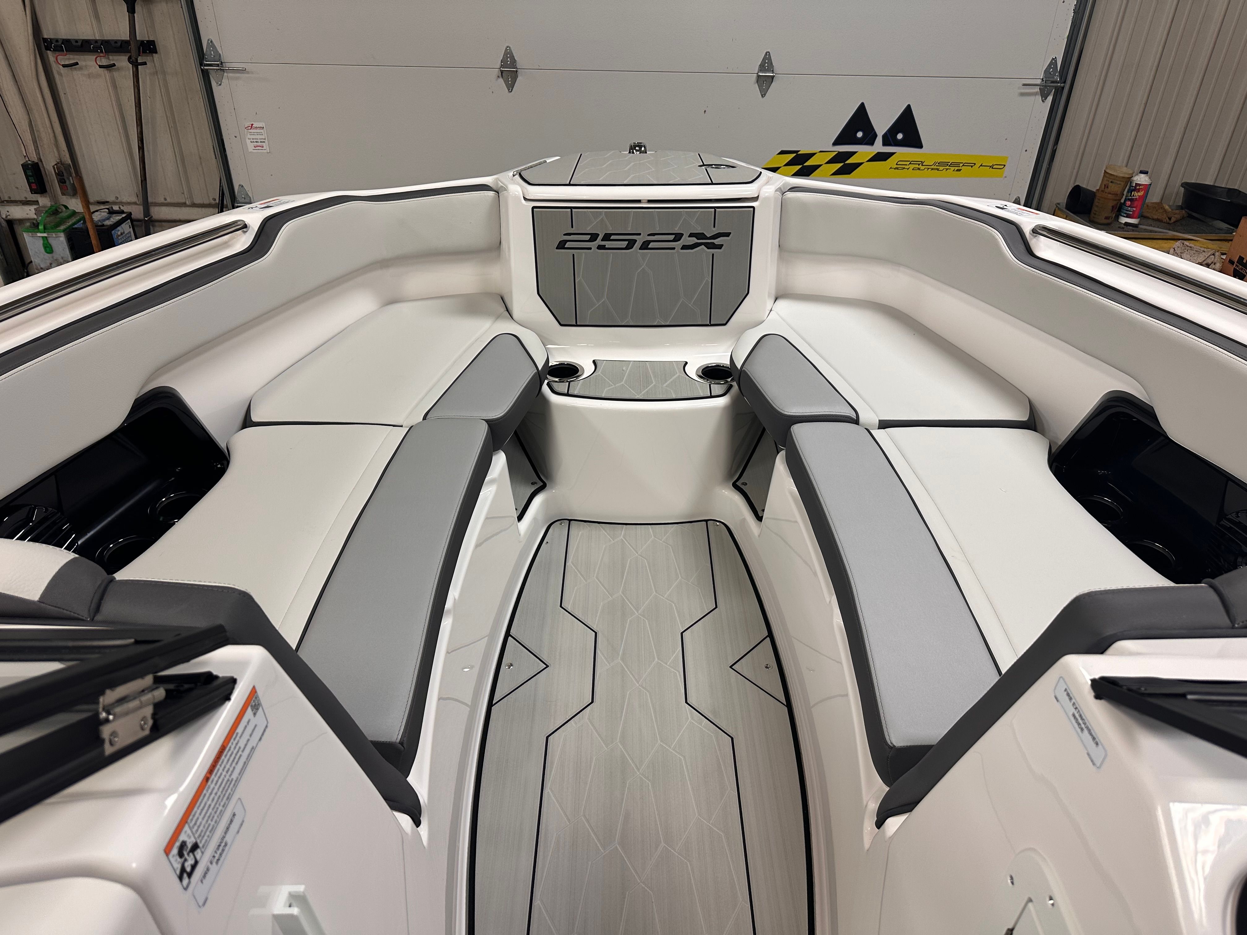 2025 Yamaha 252 XE — photo 23 view
