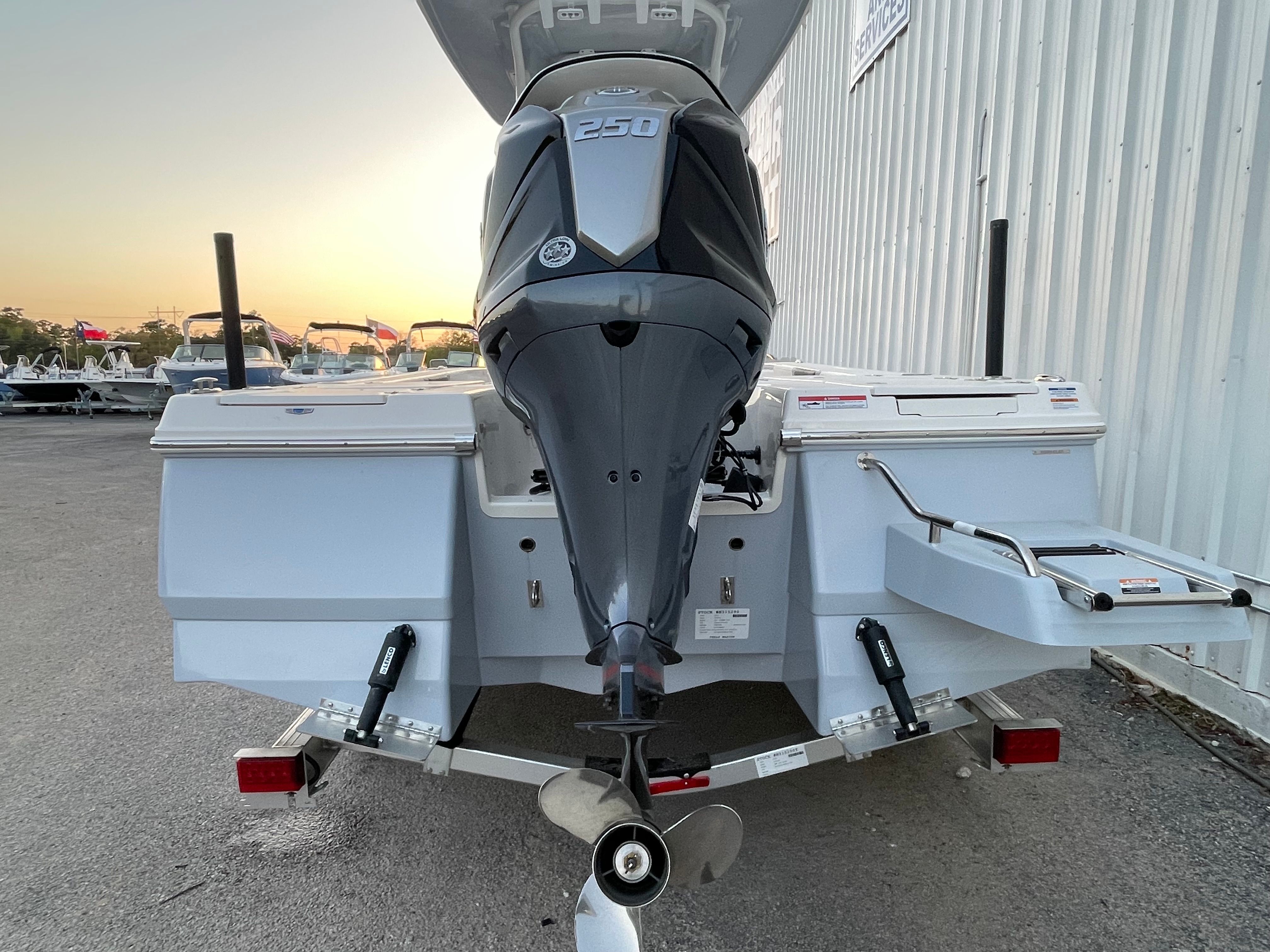 2025 Robalo 226 Cayman DLX - Photo 6