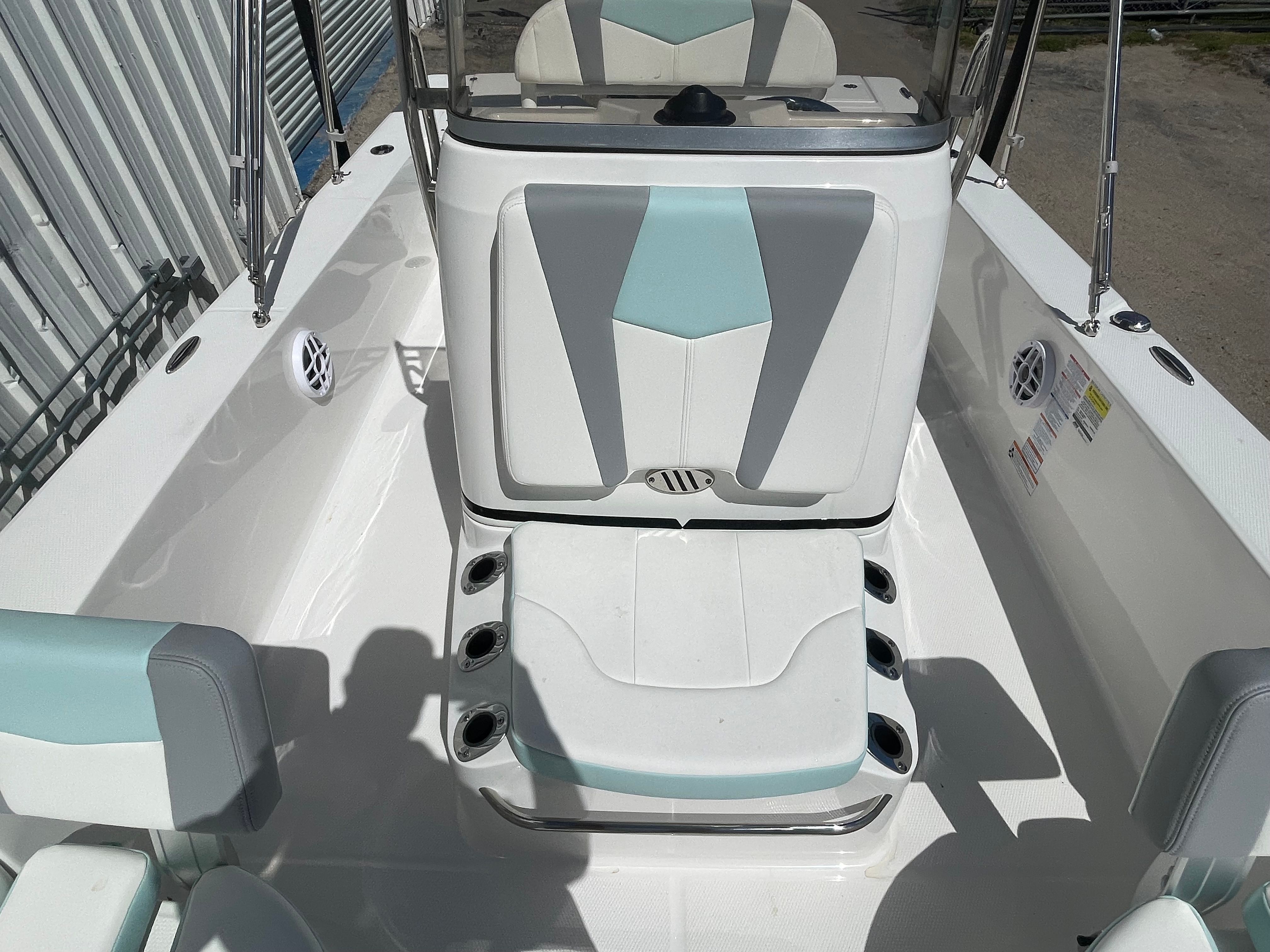2025 Robalo 206 Cayman DLX - Photo 8