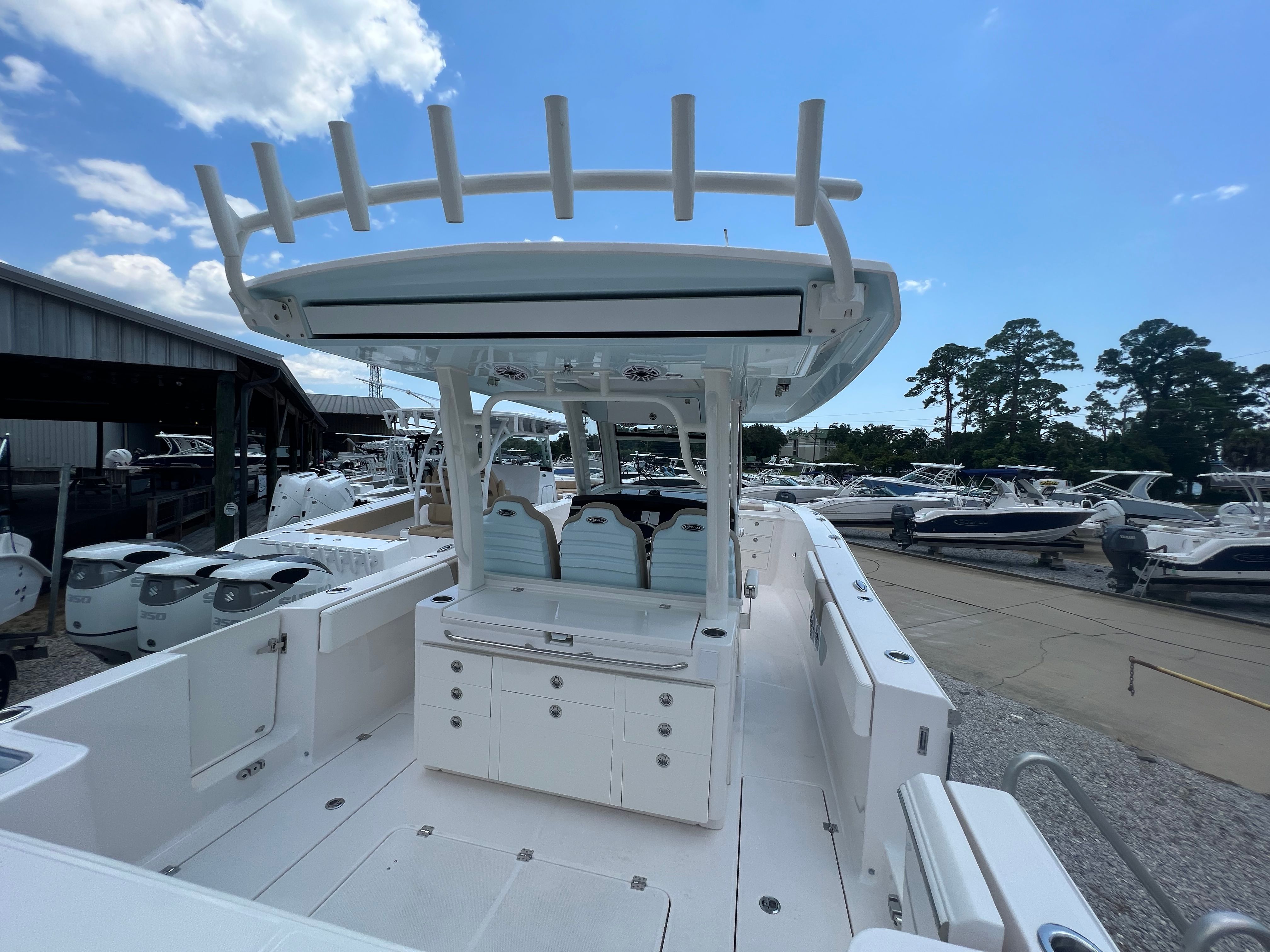 2024 Robalo 360 CC - Photo 7