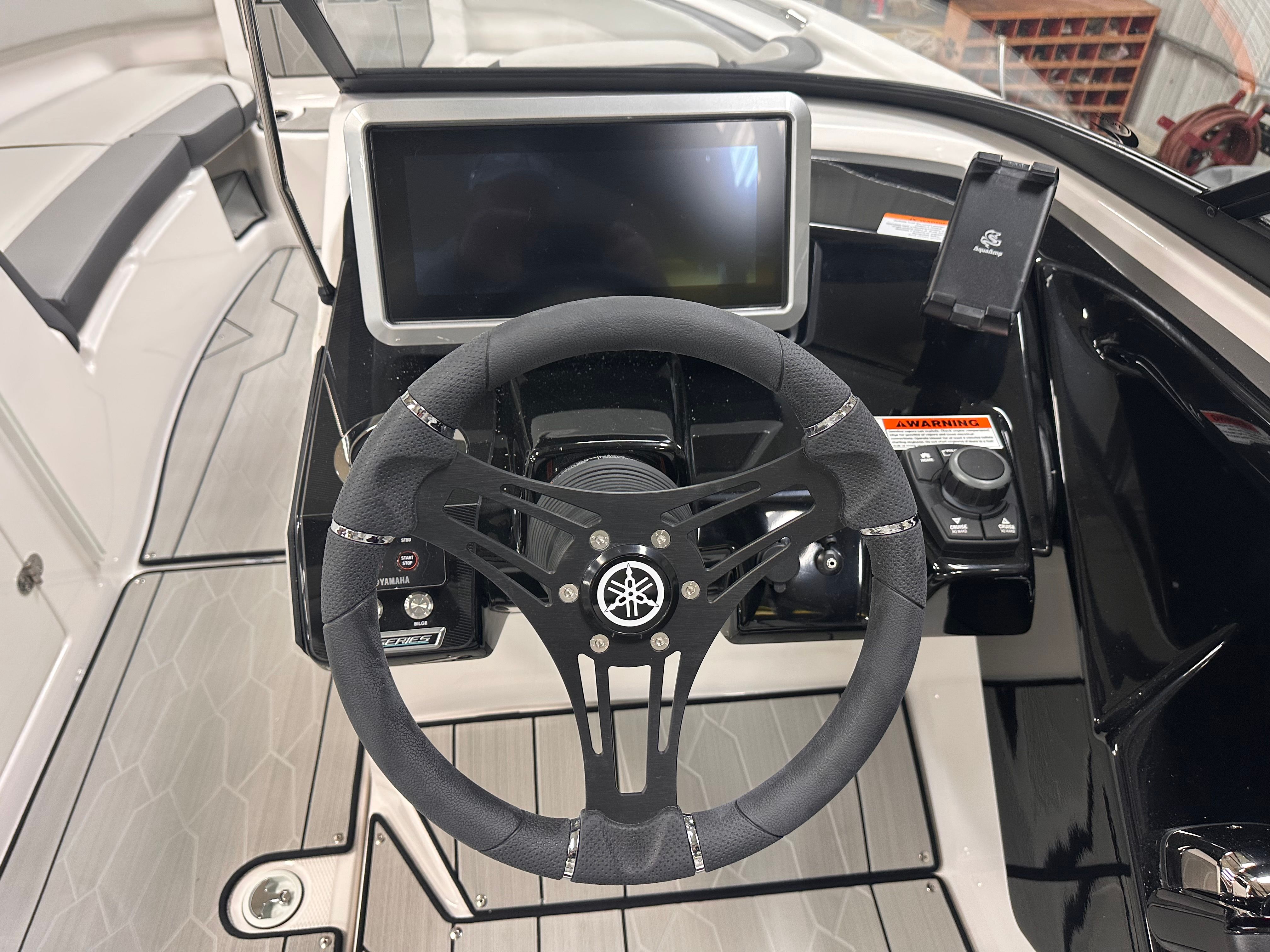 2025 Yamaha 252 XE — photo 20 view