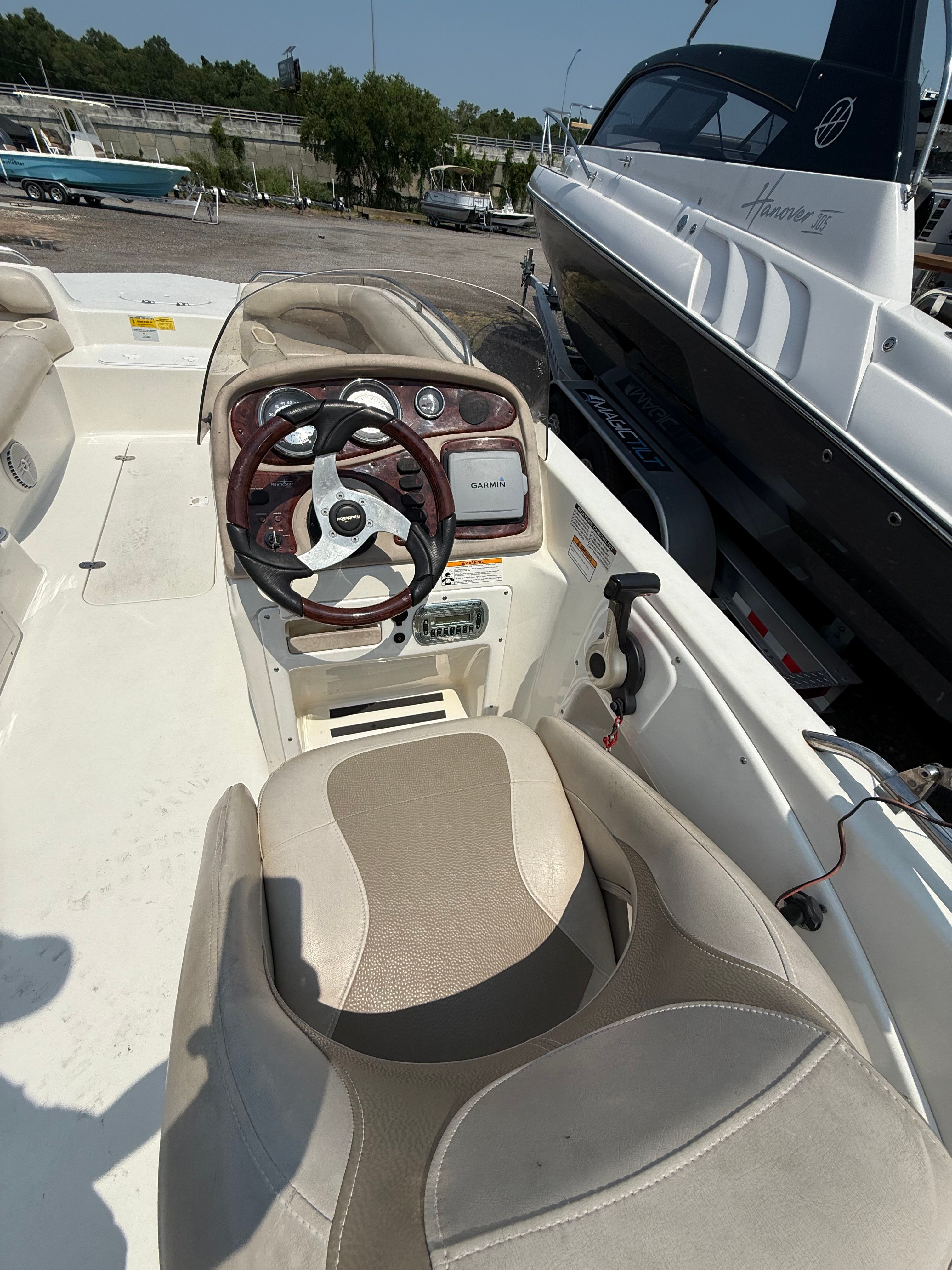 2010 Nauticstar 205 SC - Photo 4