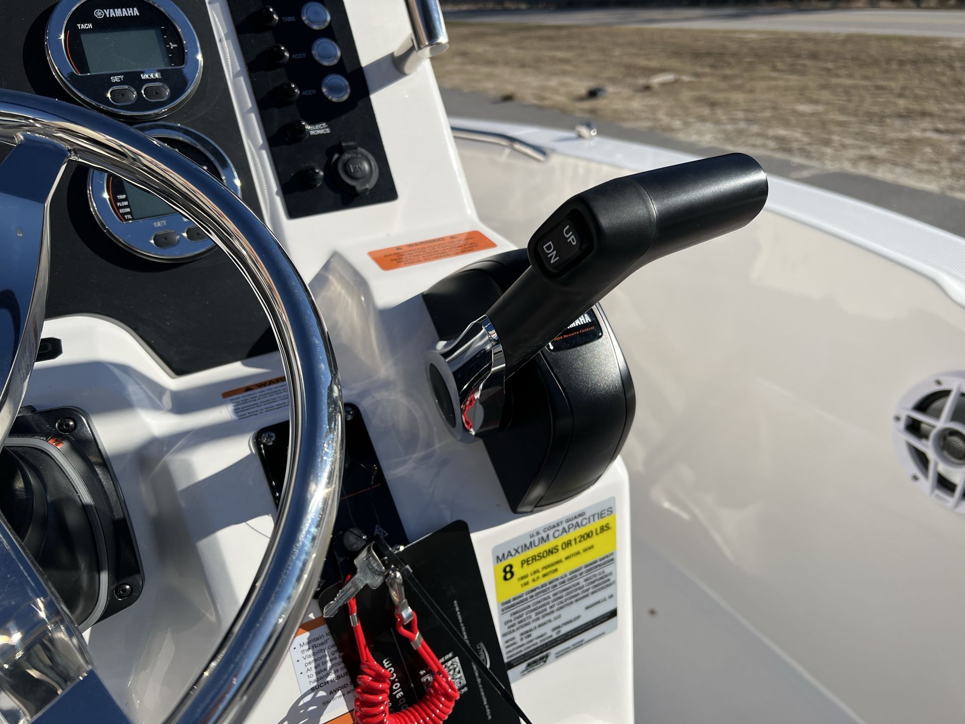 2025 Robalo 180 CC - Photo 13