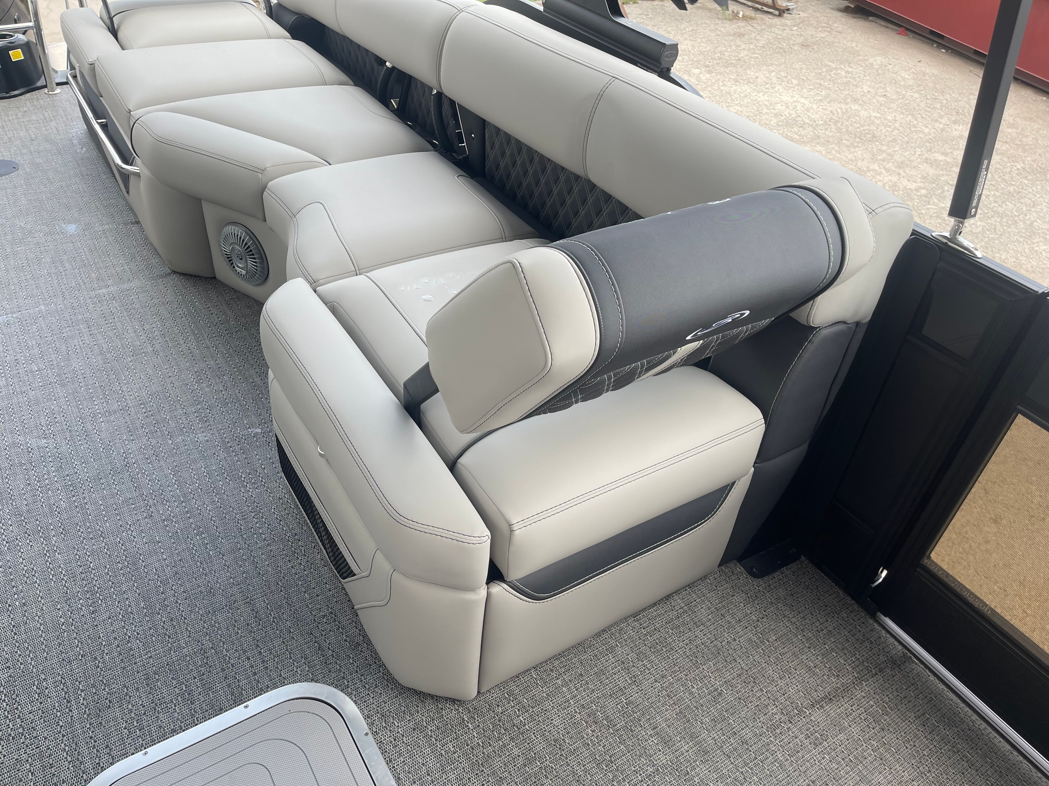 2025 Barletta Lusso L25M - Photo 24