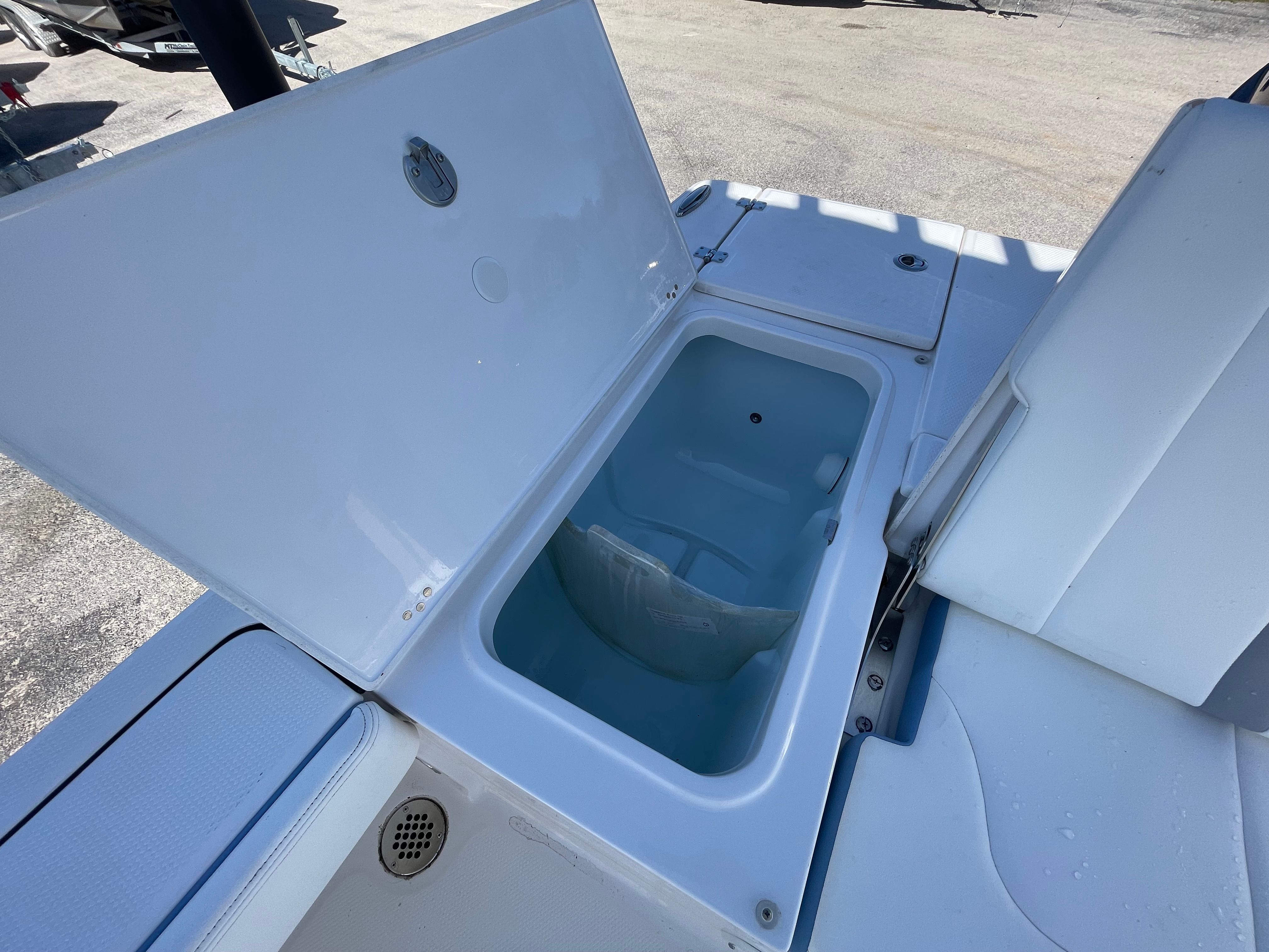 2025 Robalo 226 Cayman DLX - Photo 19