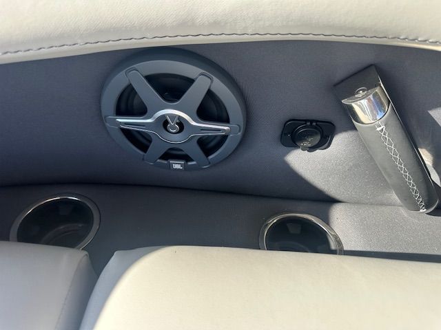 2025 Barletta Corsa 23UC — photo 11 view