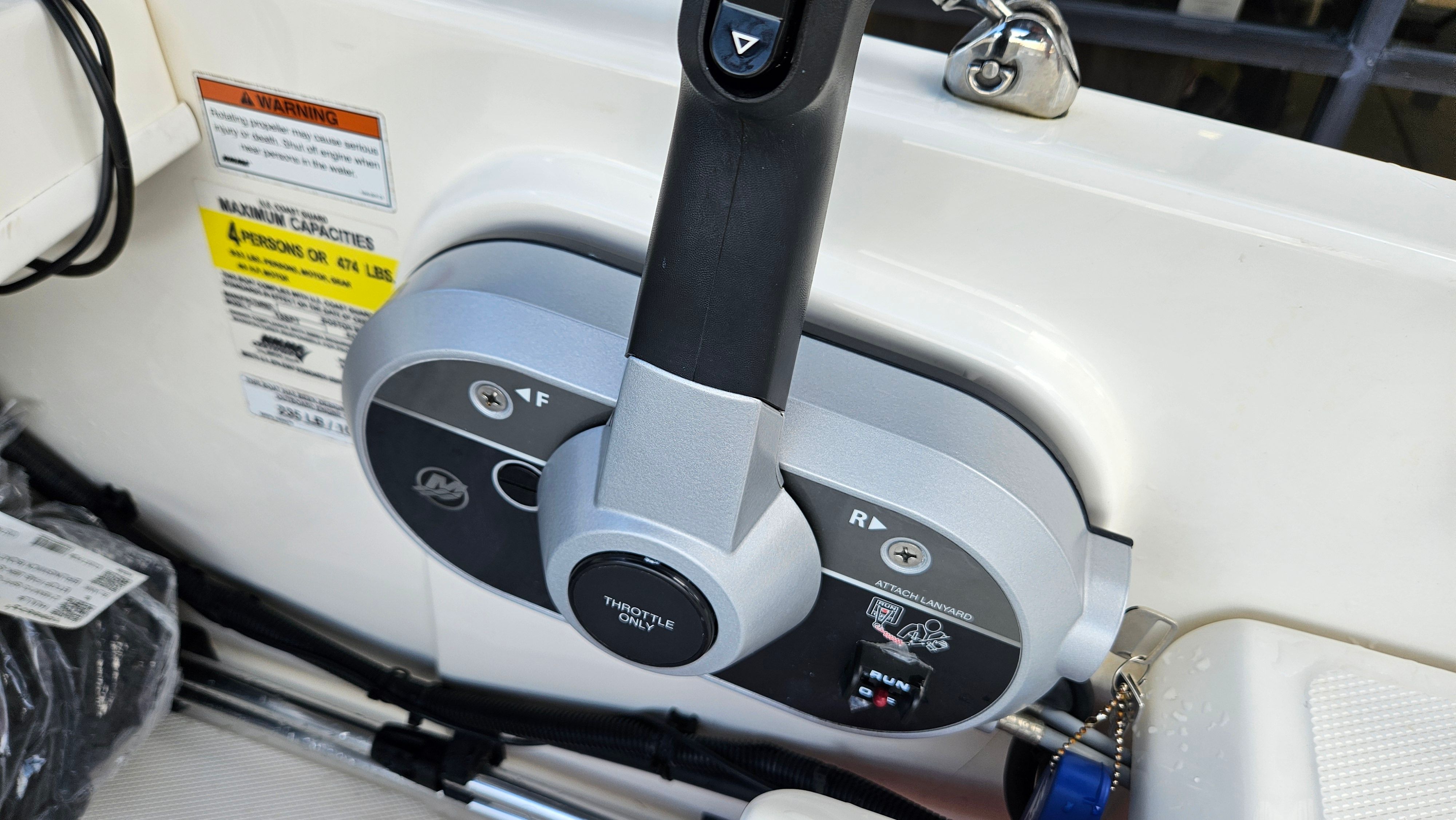 2023 Boston Whaler 130 Super Sport — photo 21 view