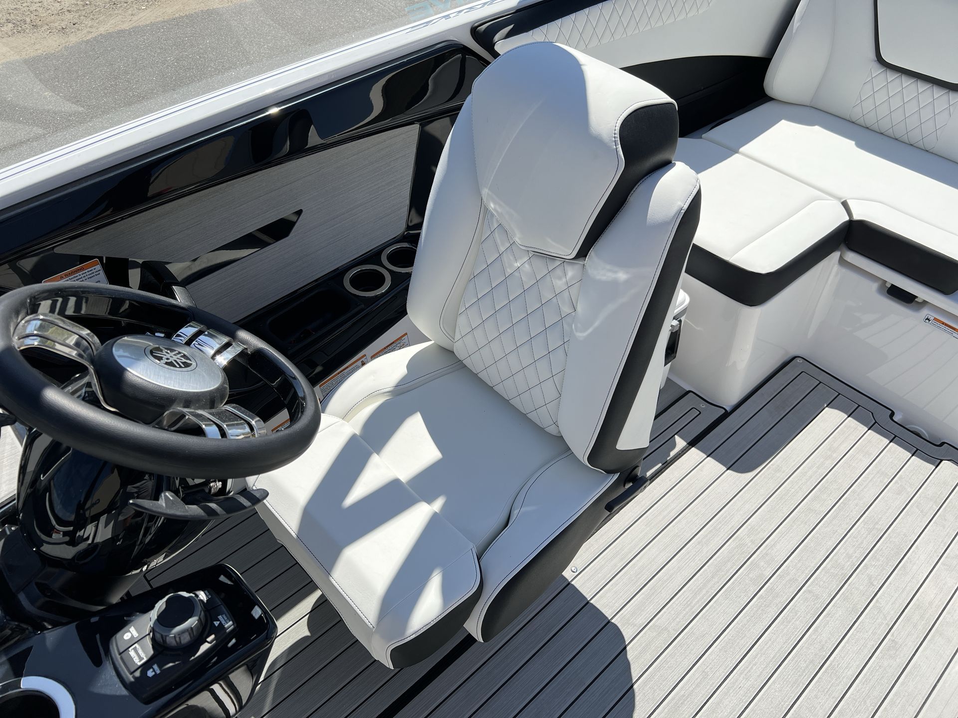 2025 Yamaha 222 SD - Photo 18