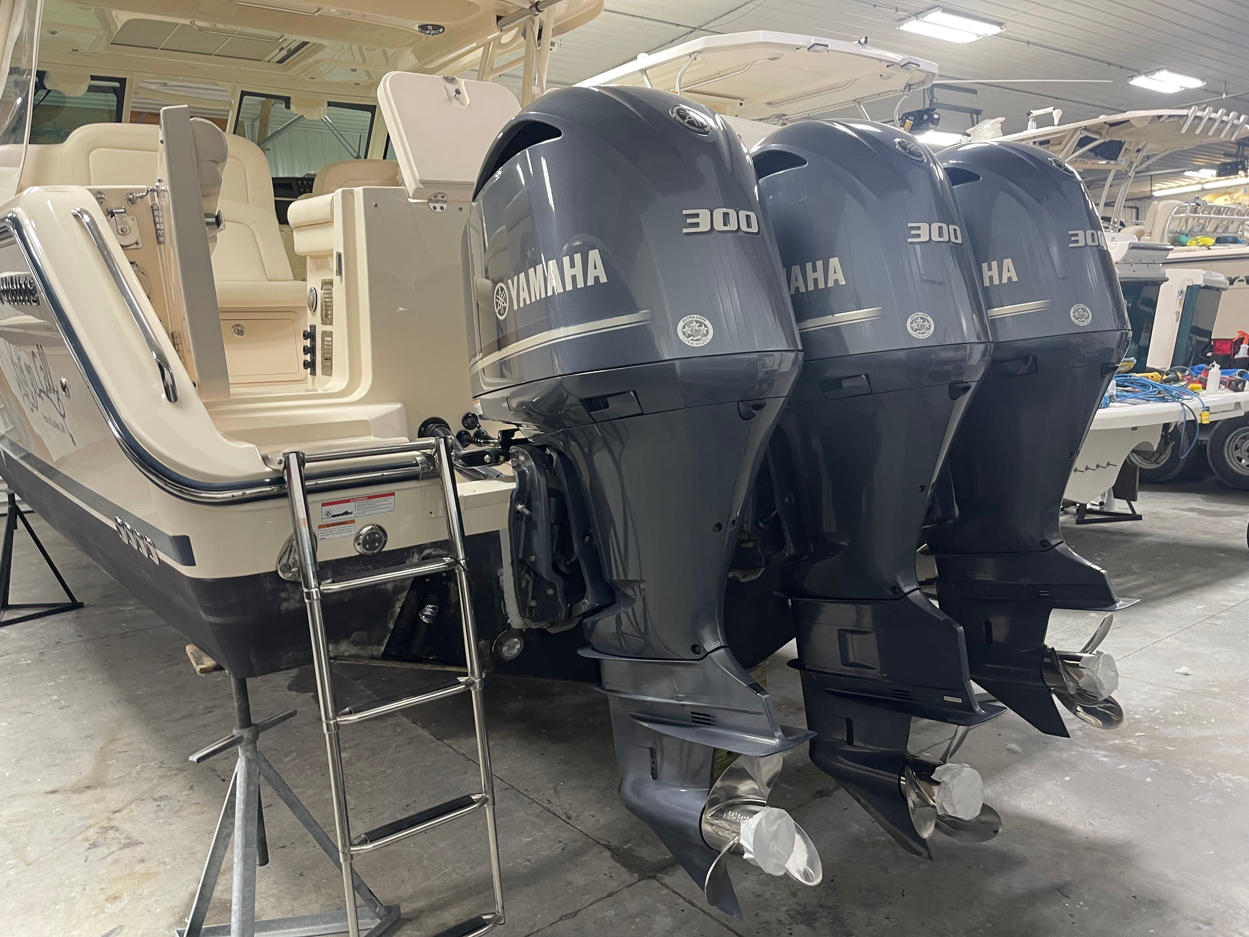 2020 Grady white Freedom 375 — photo 12 view