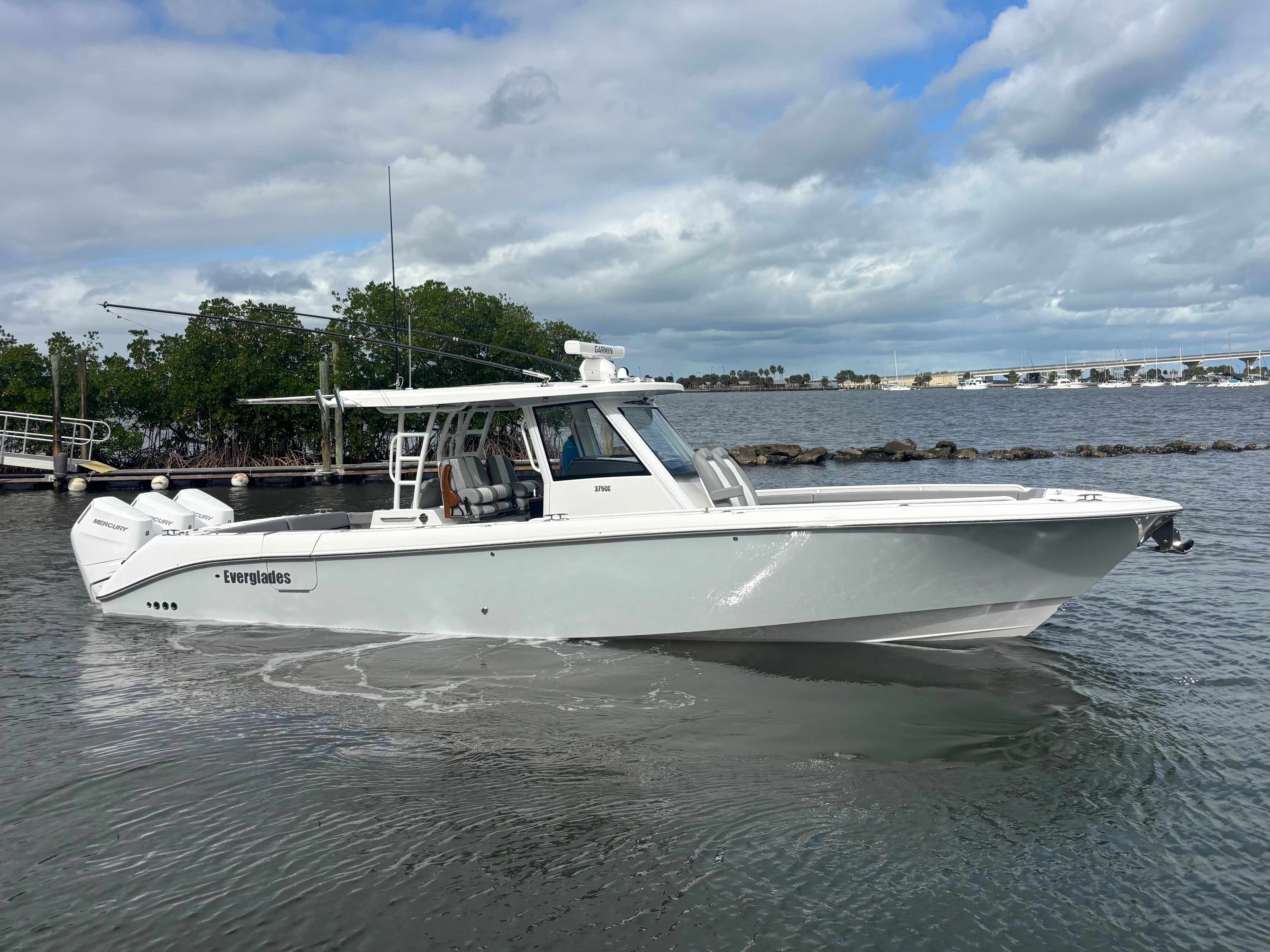 2026 Everglades 375 CC - Photo 16