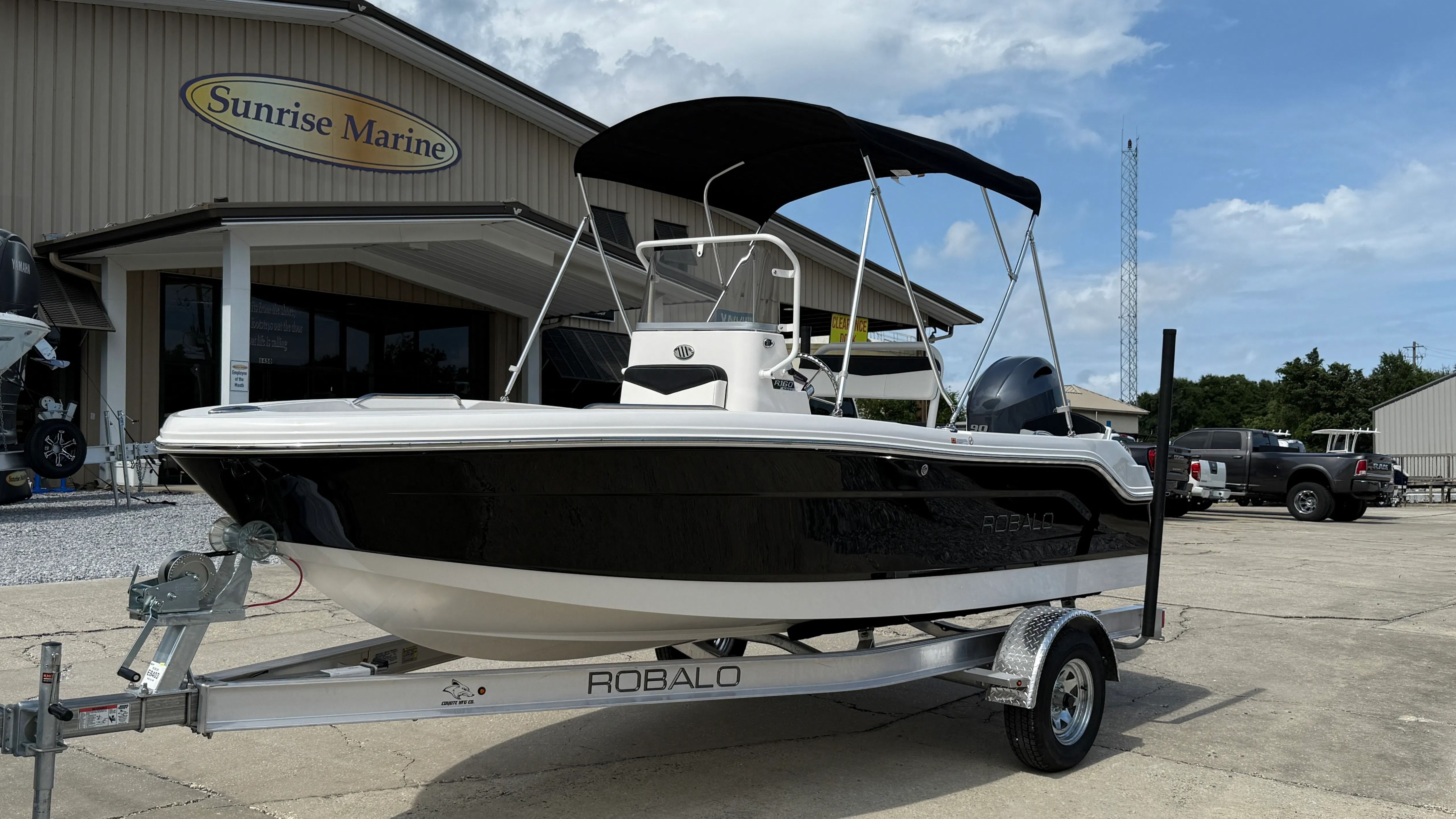 2025 Robalo 160 CC - Photo 11