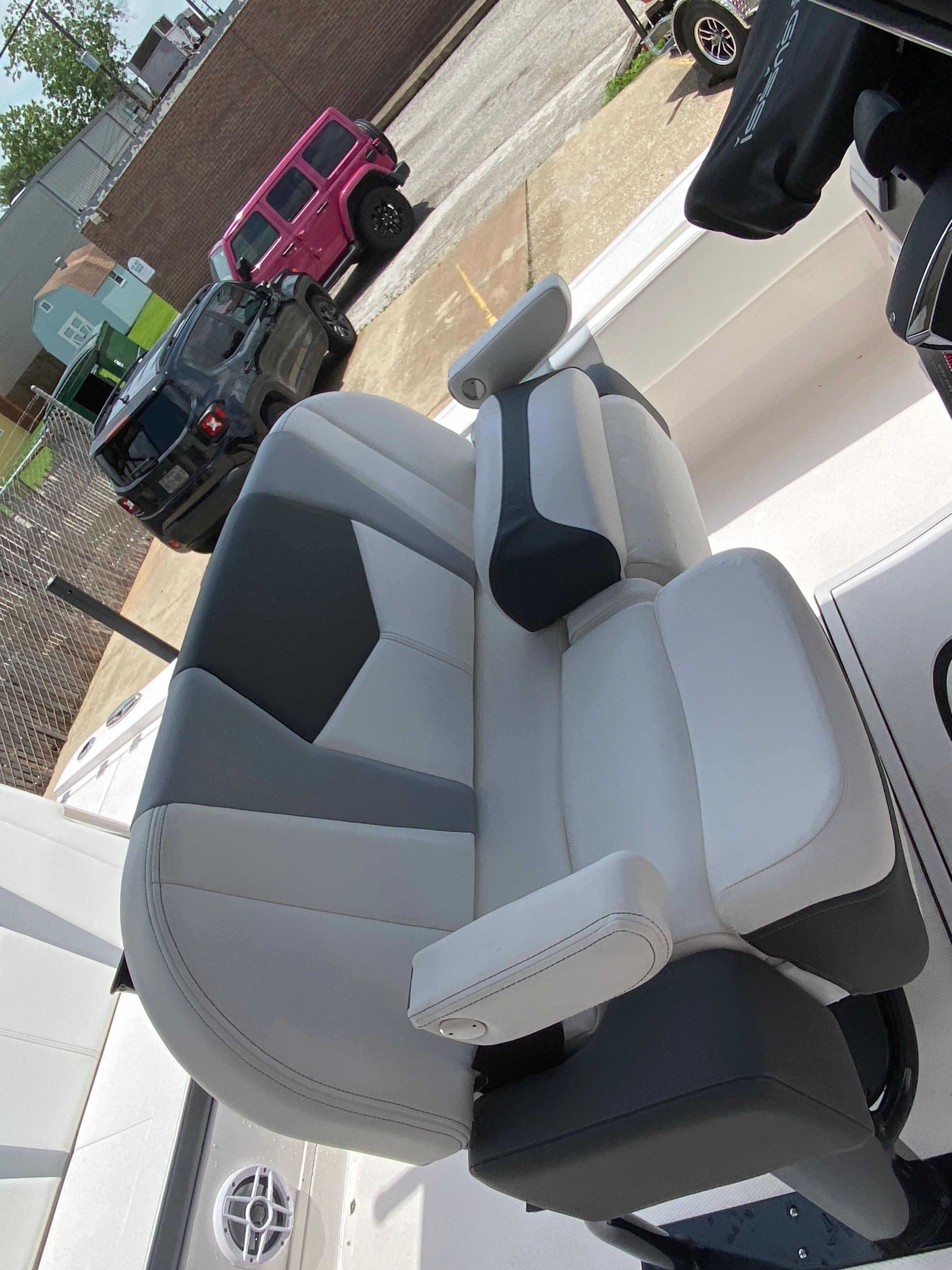 2025 Robalo 266 Cayman - Photo 6